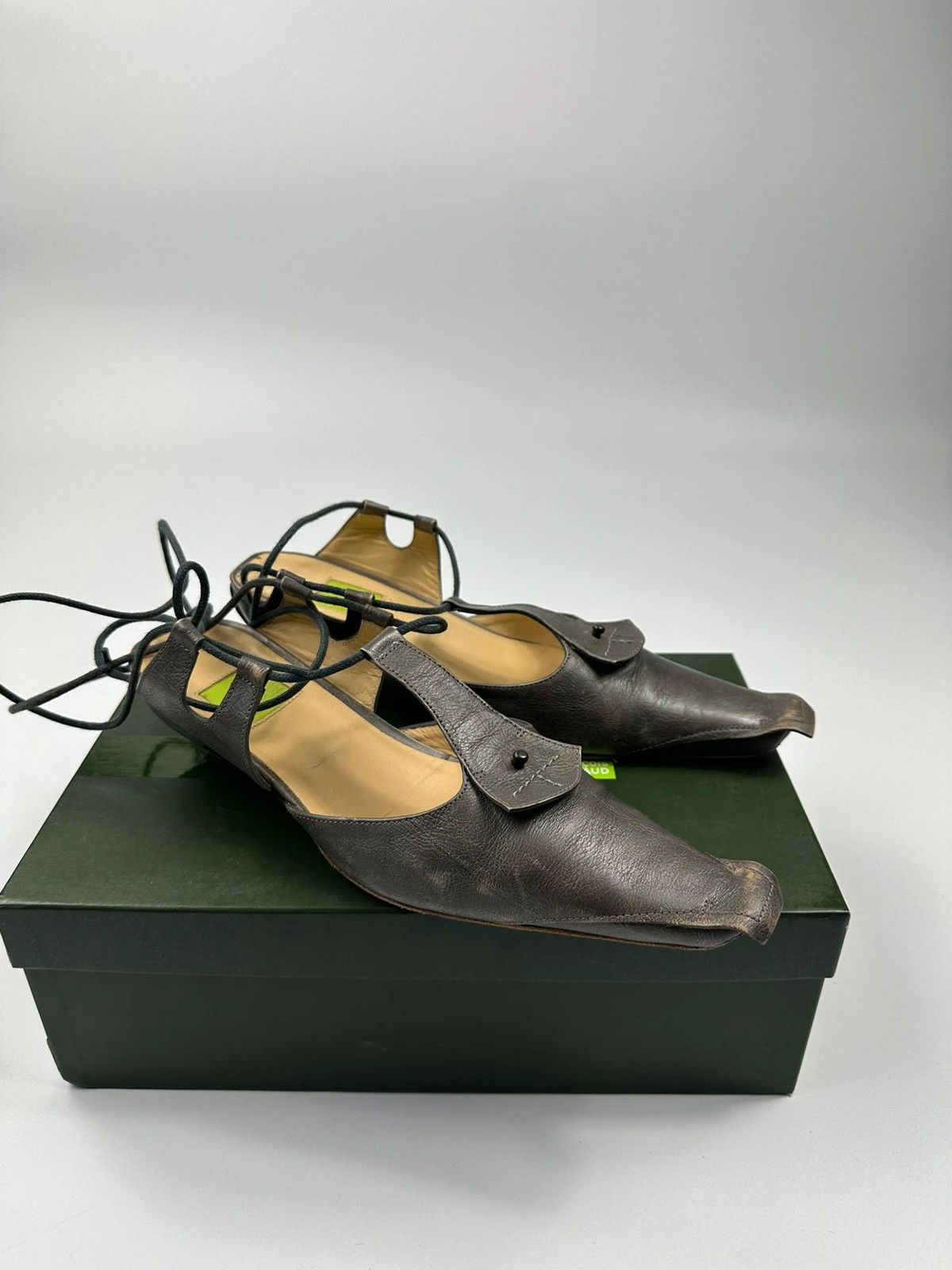 Marithe + Francois Girbaud M+FG 90’s Grey Brown Leather SlingBack Heels Size US 6 / IT 36 - 2 Thumbnail