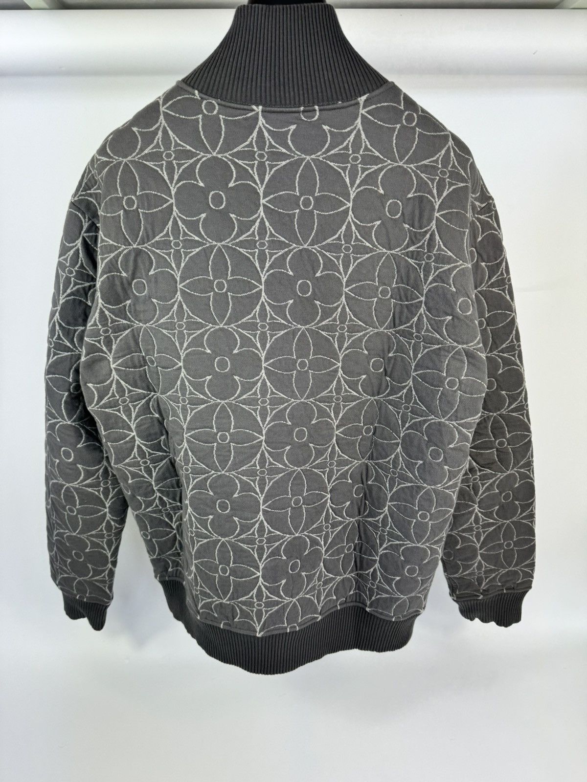 Louis Vuitton MONOGRAM PUFF LOGO ZIP UP JACKET Size US XL / EU 56 / 4 - 2 Thumbnail