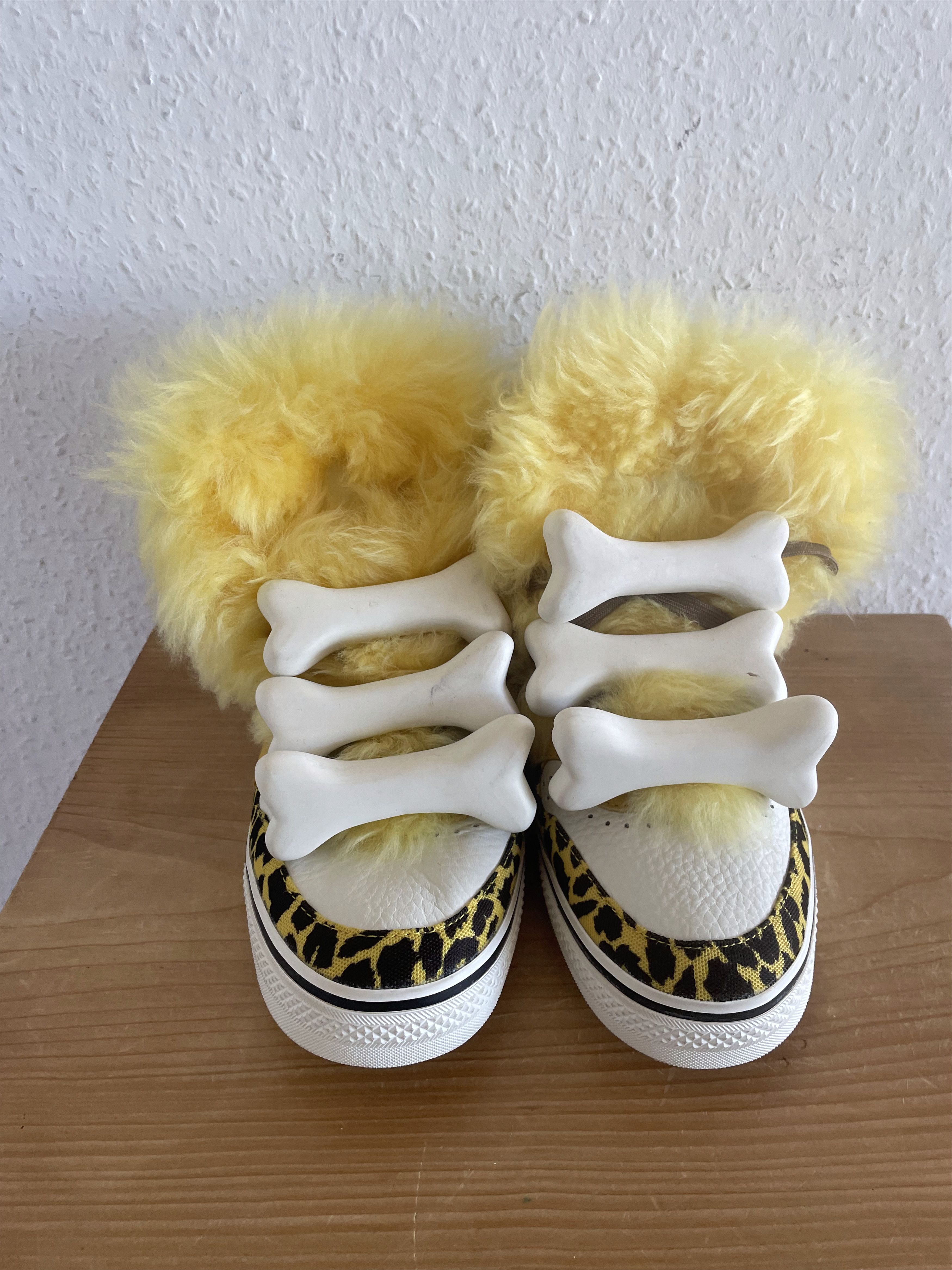 Adidas × Jeremy Scott JS Bones Fur Sneakers Size US 7.5 / EU 40-41 - 2 Thumbnail