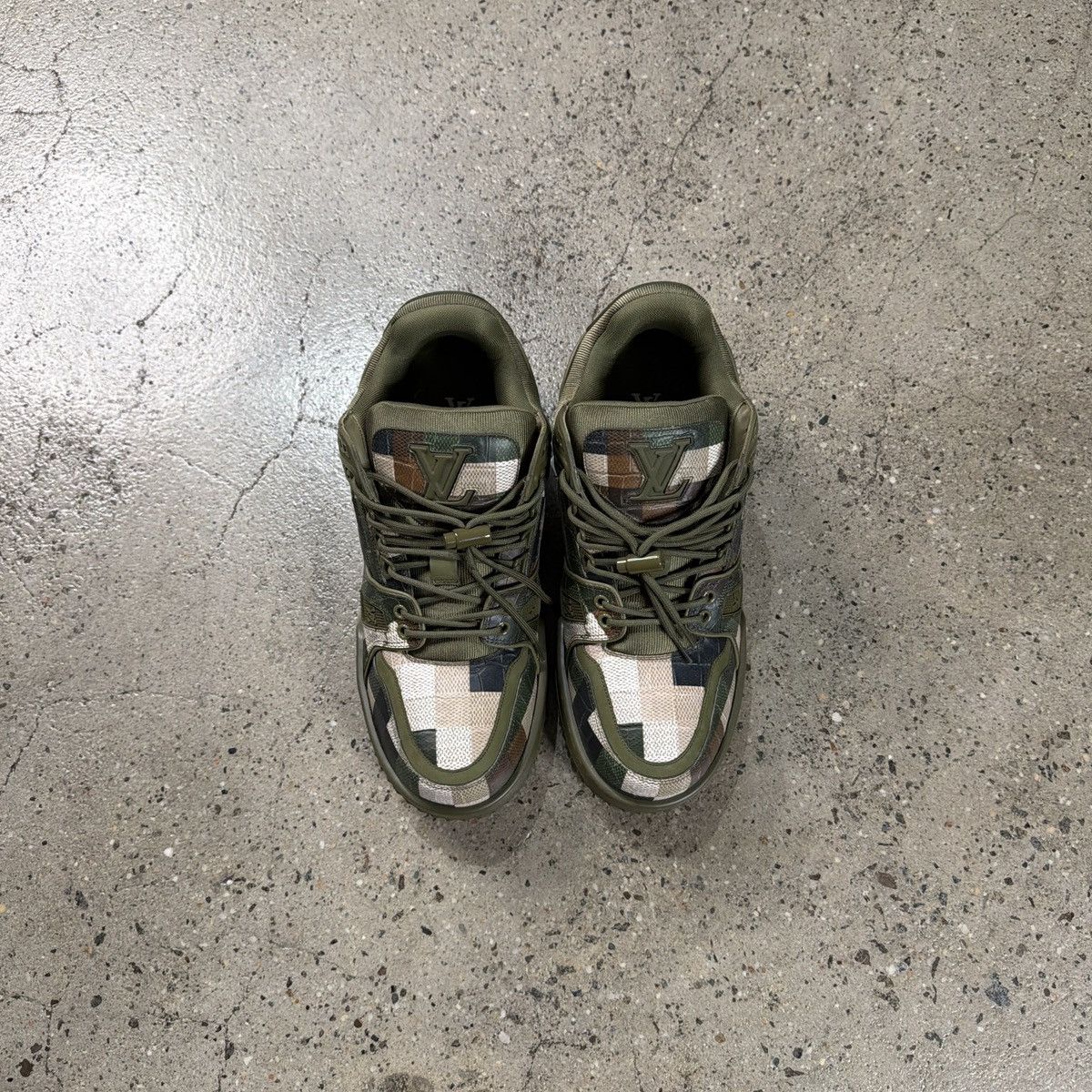 Louis Vuitton Louis Vuitton Digicamo Maxi Trainers Size US 10 / EU 43 - 4 Thumbnail