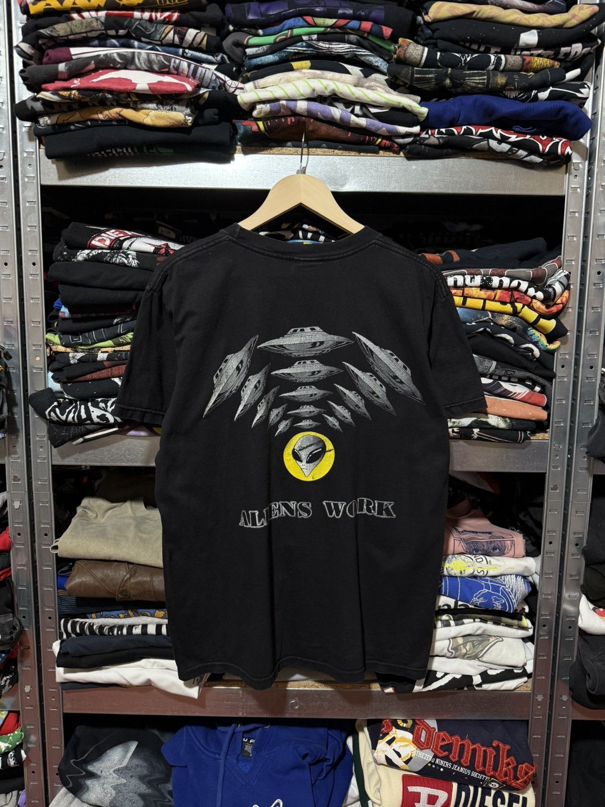 Vintage Vintage 1996 Ride To Survive Alien Air Aliens Work T-Shirt Size US XL / EU 56 / 4 - 2 Thumbnail