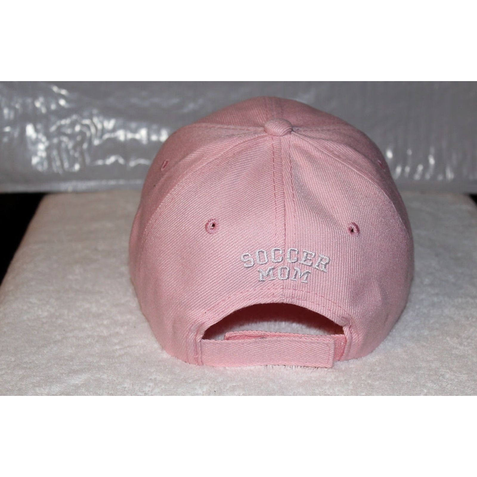 Vintage CALI SOCCER MOM Baseball Cap Adjustable Pink Novelty Womens Size ONE SIZE - 3 Thumbnail