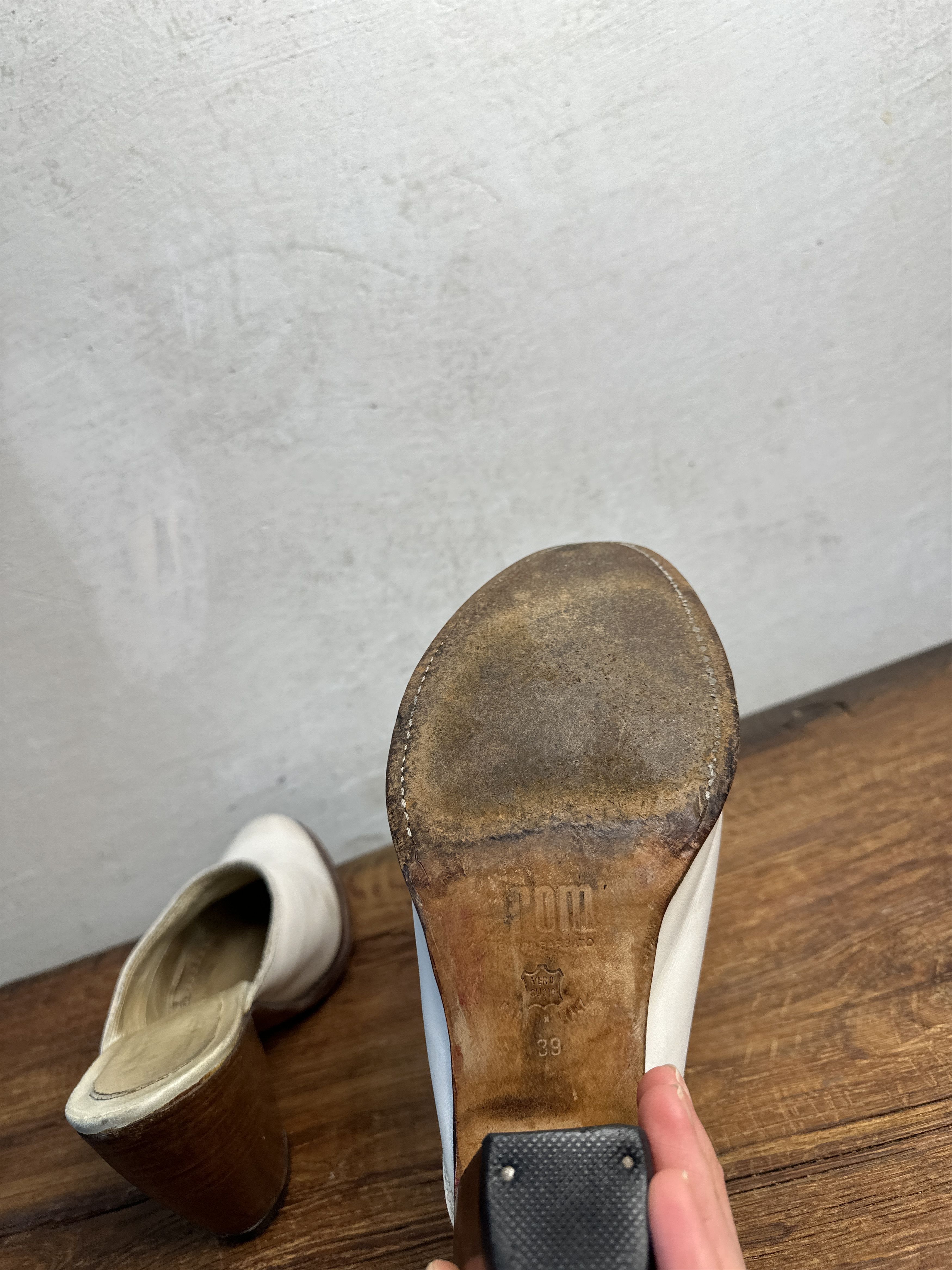 Gianni Barbato Gianni Barbato White Leather Mules Size US 9 / IT 39 - 6 Thumbnail