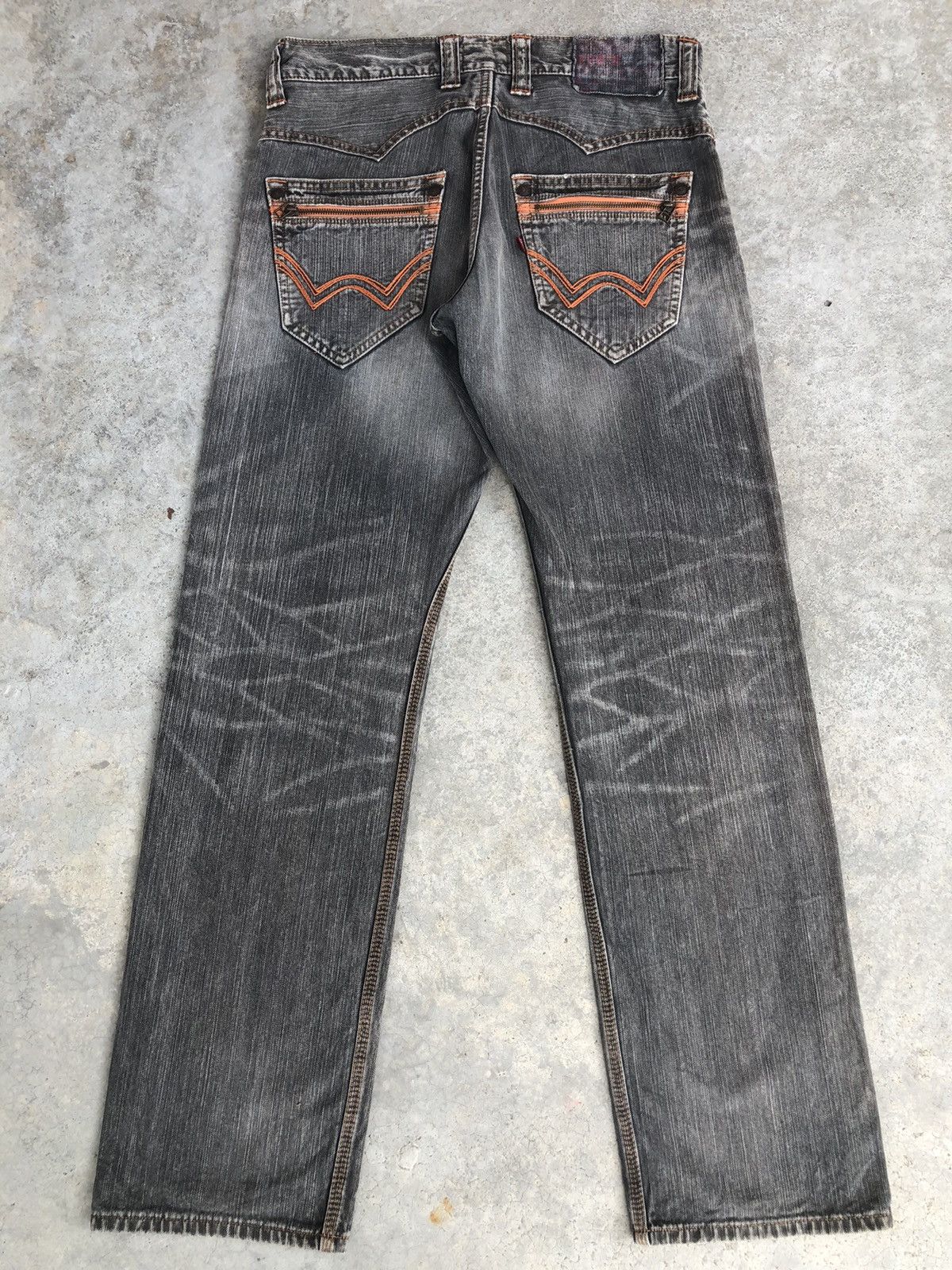 Edwin Japanese Edwin Exclusive Distressed Jeans Size US 33 - 1 Thumbnail