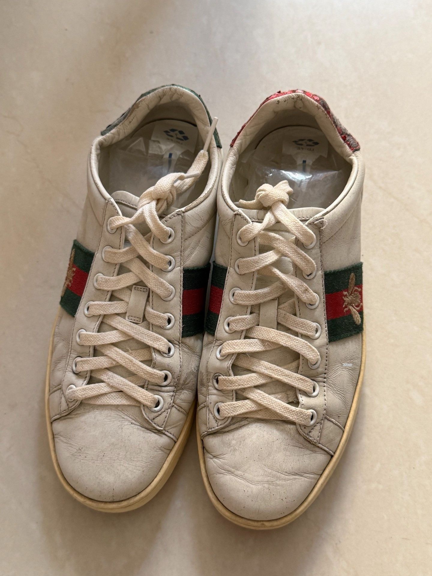 Gucci Gucci Ace White Bee Embroidered Sneakers Size US 5 / EU 37 - 2 Thumbnail