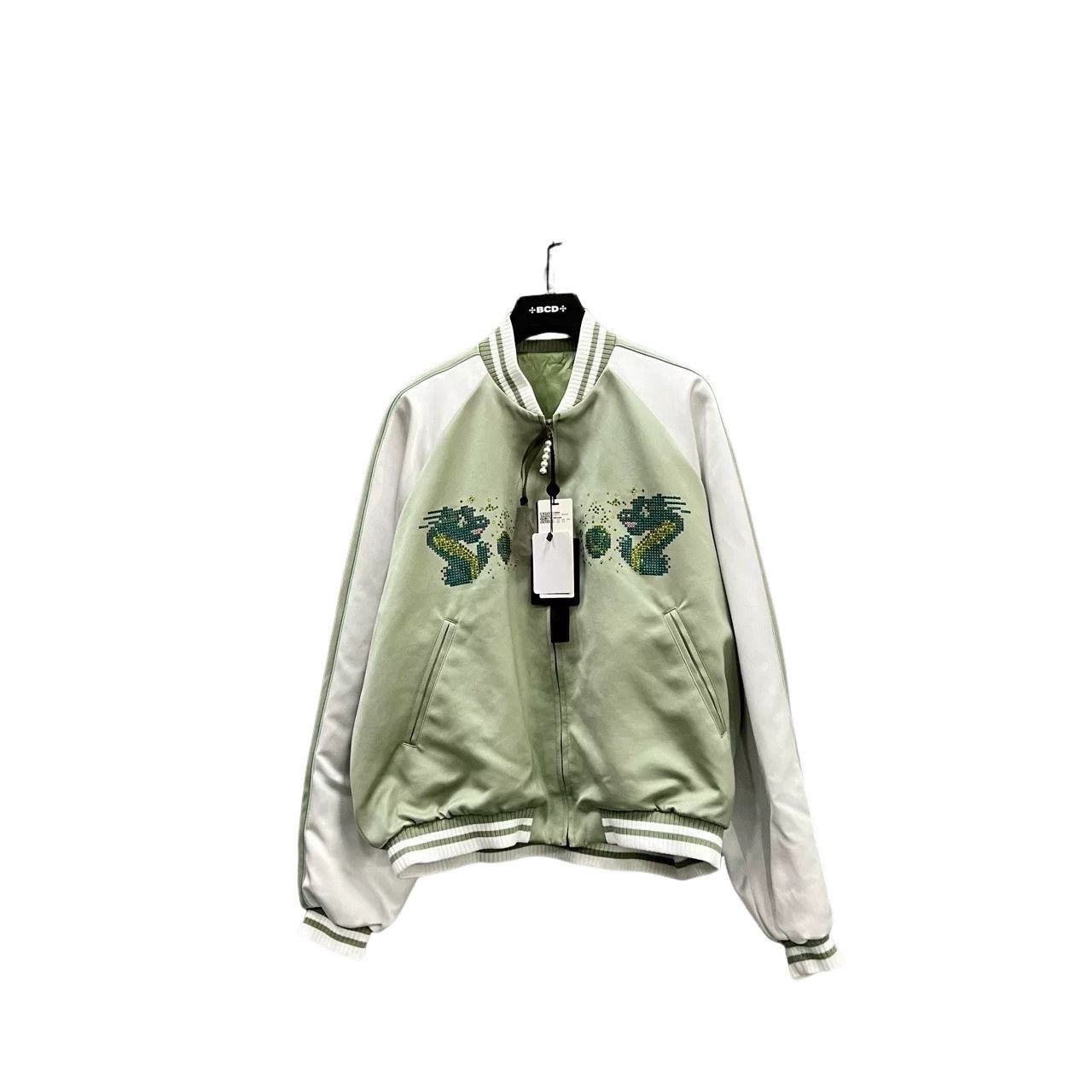 Louis Vuitton Louis Vuitton Dragon Embroidery Bomber Jacket Size L Size US L / EU 52-54 / 3 - 1 Thumbnail