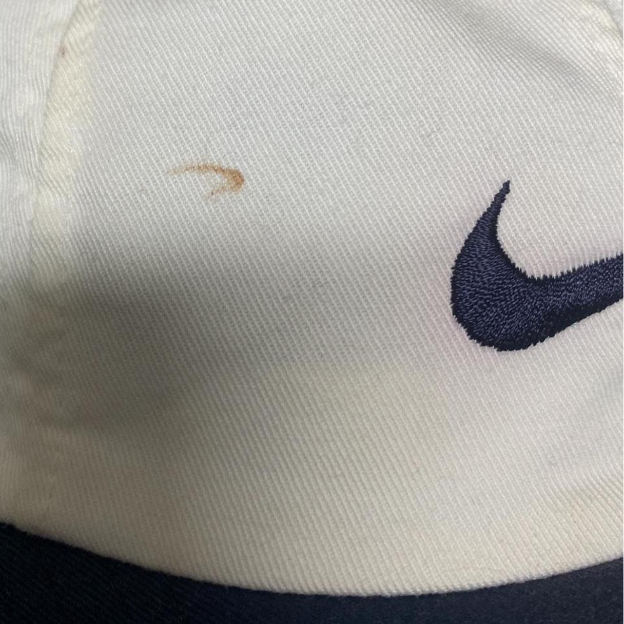 Nike Vintage Nike white navy golf canvas hat Size ONE SIZE - 3 Thumbnail