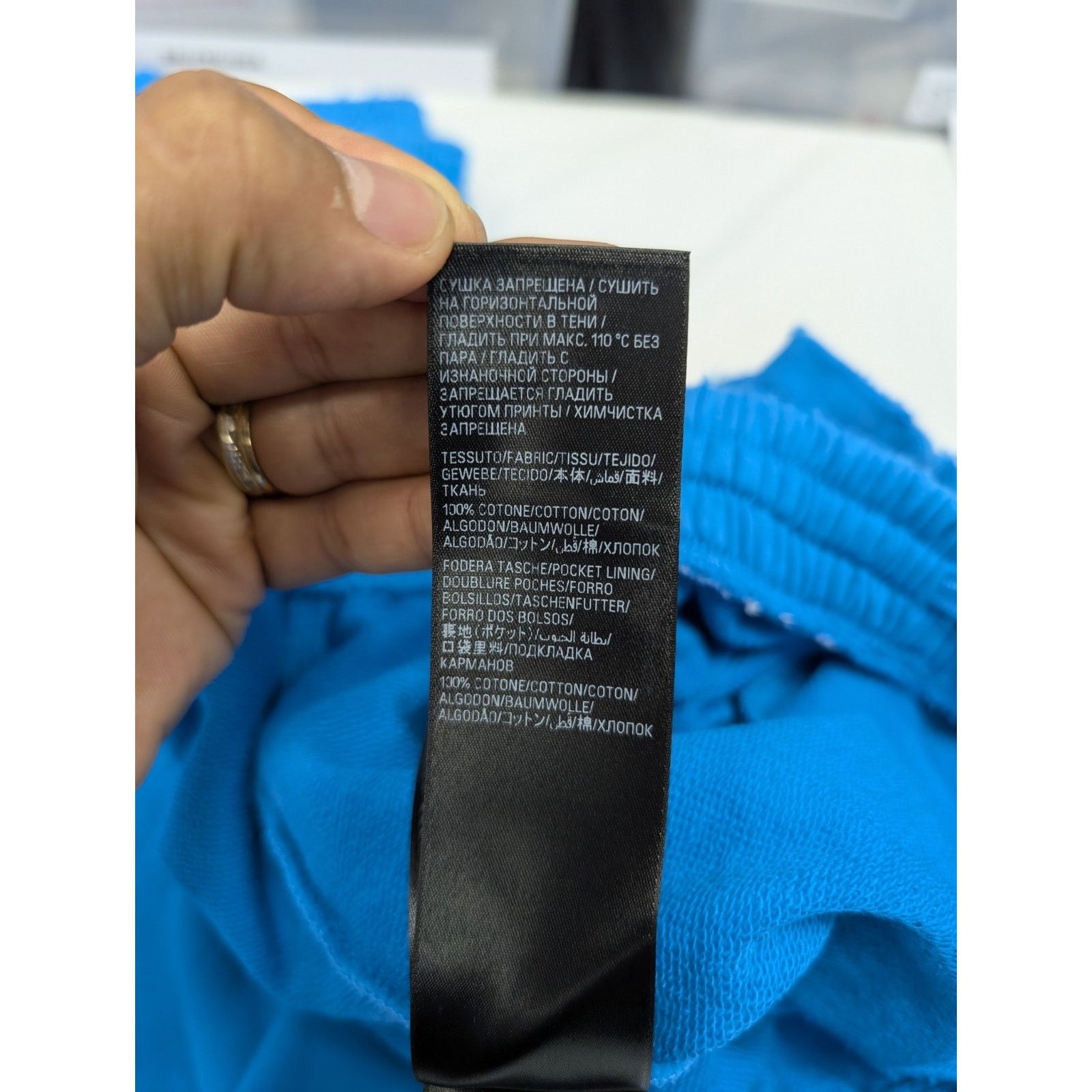 Balenciaga o1rshd1 Q:2 / Pol Camp Crack Print Med Moll Shorts in Blue Size US 32 / EU 48 - 14 Thumbnail