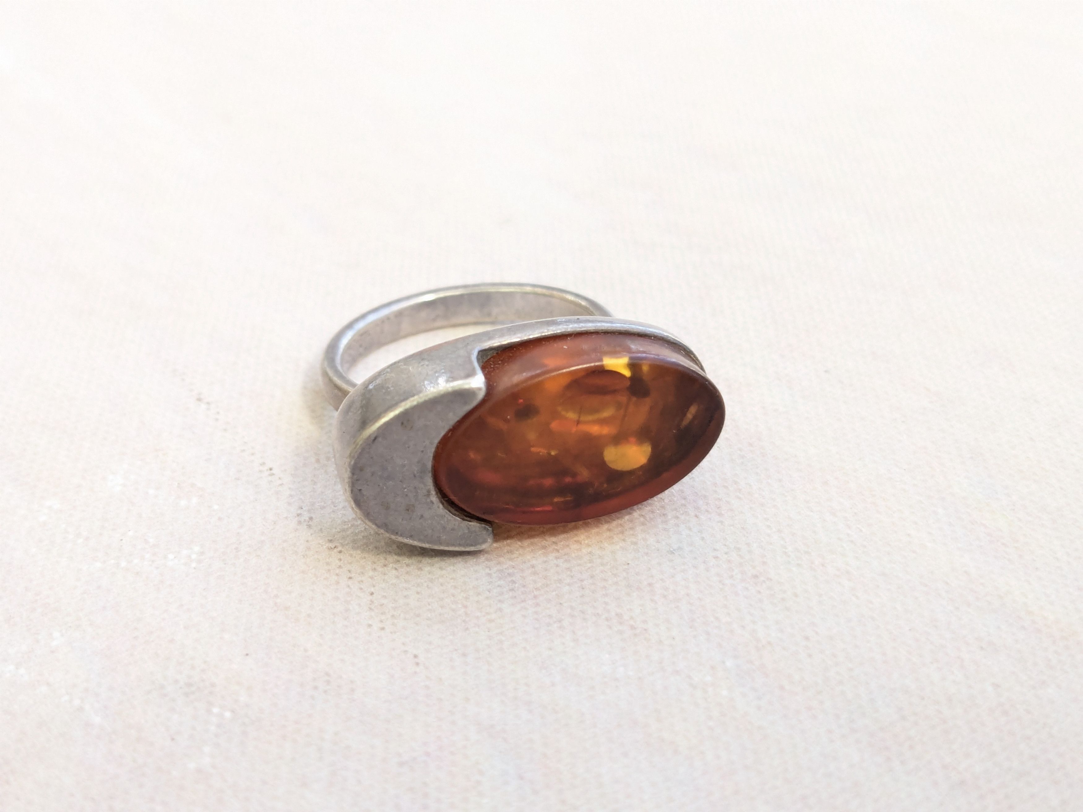 Jewelry × Vintage Vintage Sterling Silver Ring Orange Amber MCM 5.5 Size ONE SIZE - 4 Thumbnail