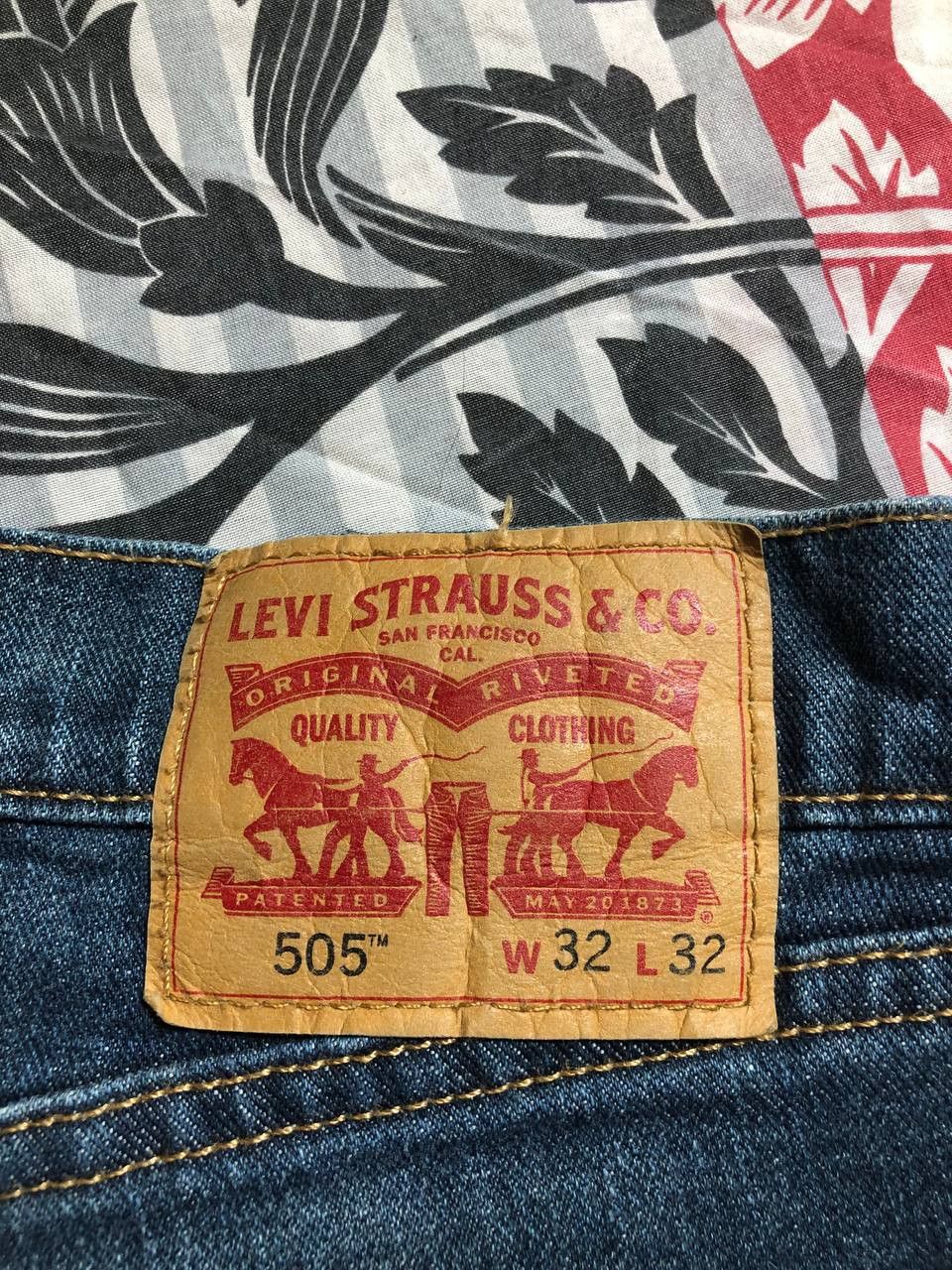Levi's Vintage 90s Levi’s 505 Boot Cut Made in USA Size US 32 / EU 48 - 2 Thumbnail
