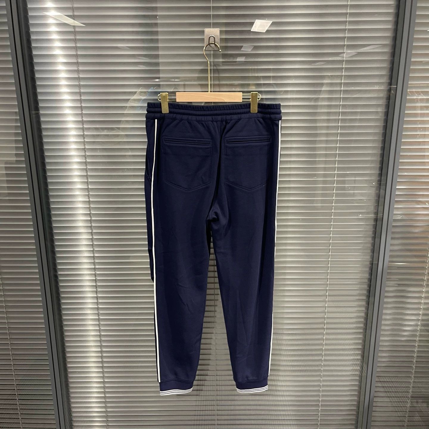 Brunello Cucinelli Bc embroidered knit drawstring cuff joggers M 99 new Size US 32 / EU 48 - 2 Thumbnail