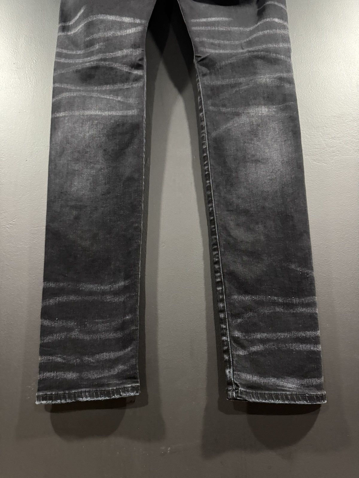Amiri Amiri Faded Black Stacked Denim Jeans 36x34 Size US 36 / EU 52 - 12 Thumbnail
