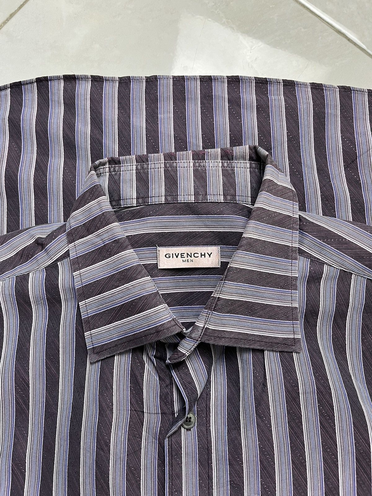 Givenchy Givenchy Men Striped long sleeve button ups shirt Size US L / EU 52-54 / 3 - 6 Thumbnail