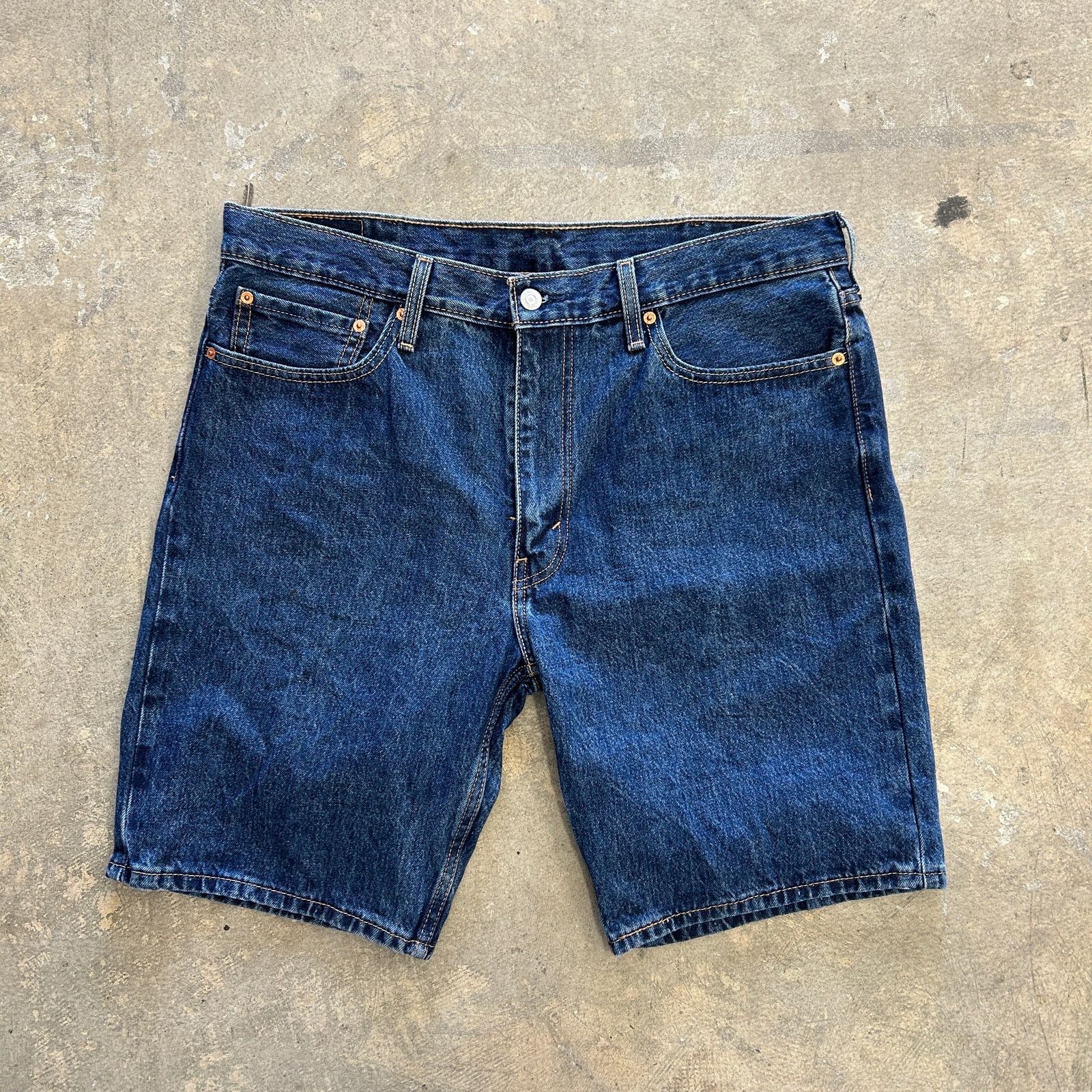 Levi's Levis Dark Denim Jorts Size US 38 / EU 54 - 1 Thumbnail