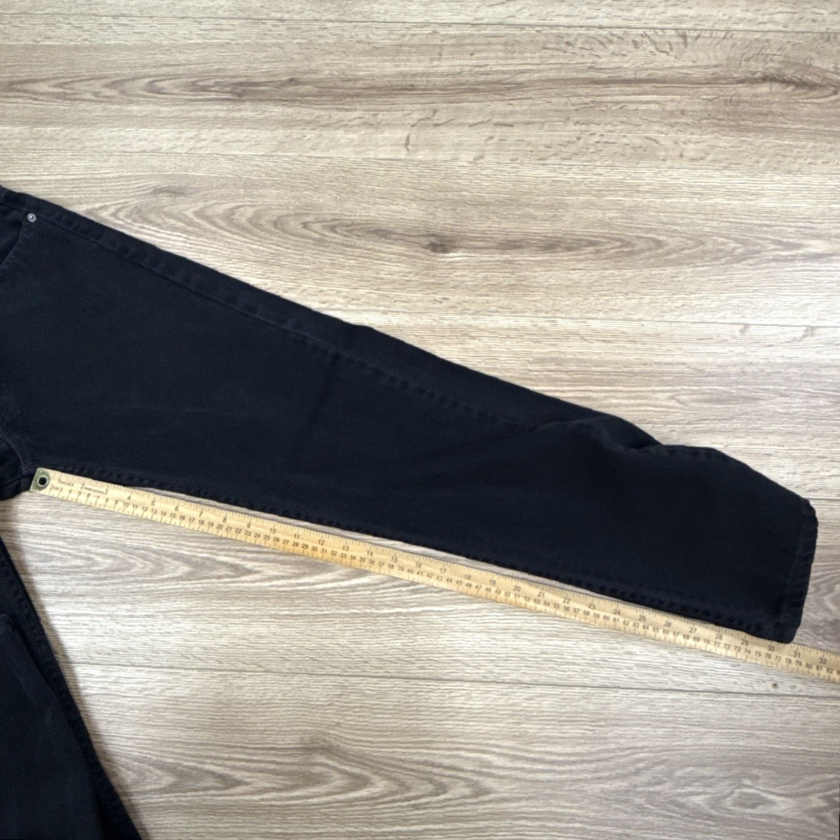 Levi's VINTAGE Levi's 505 Jeans Men’s 30x32 Denim Cotton Straight Inseam 32 Black Mens Size US 30 / EU 46 - 6 Thumbnail