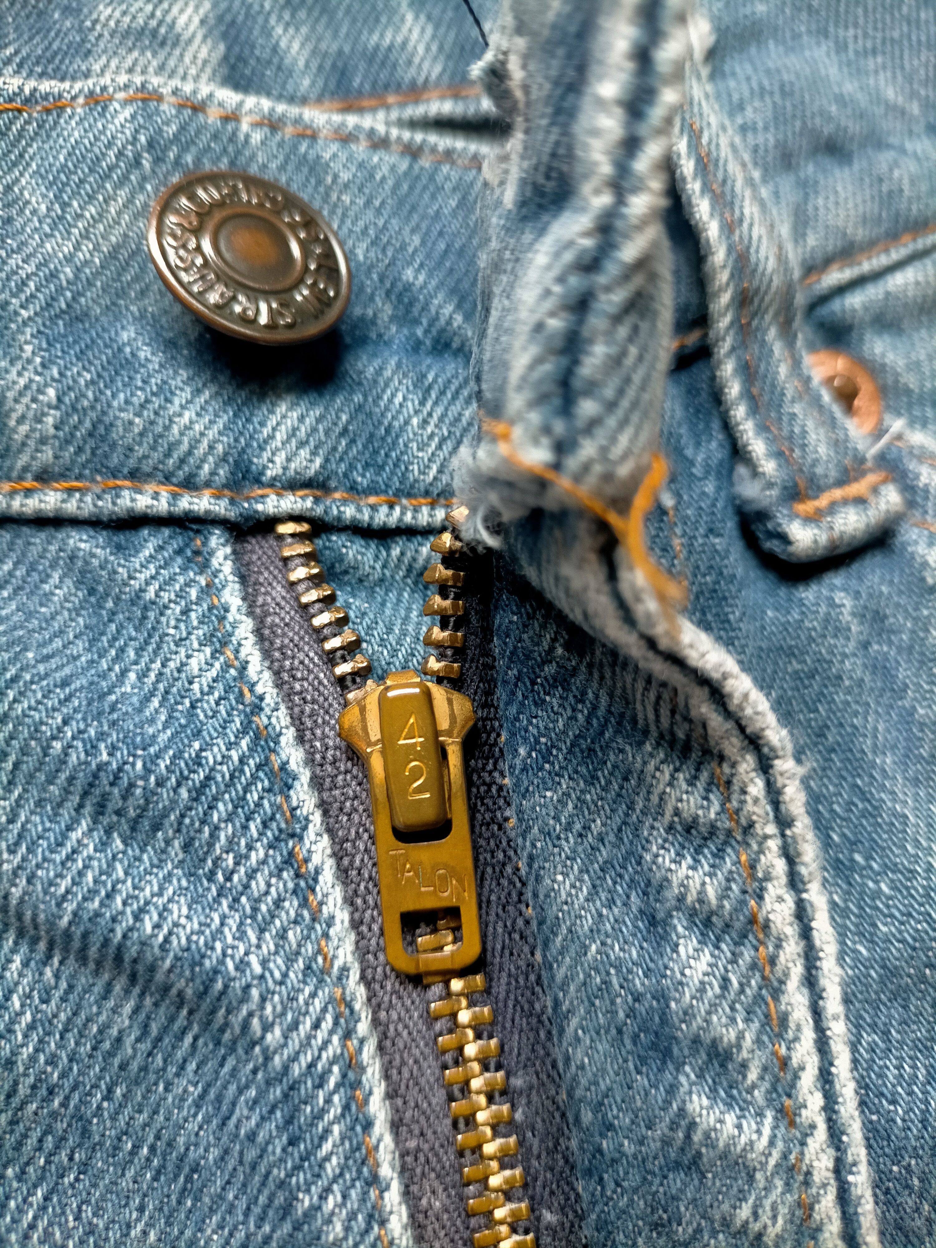 Levi's Vintage 70s-80s Levis 517 Oren Tab Button 8 Boot cut Denim Size US 28 / EU 44 - 16 Thumbnail
