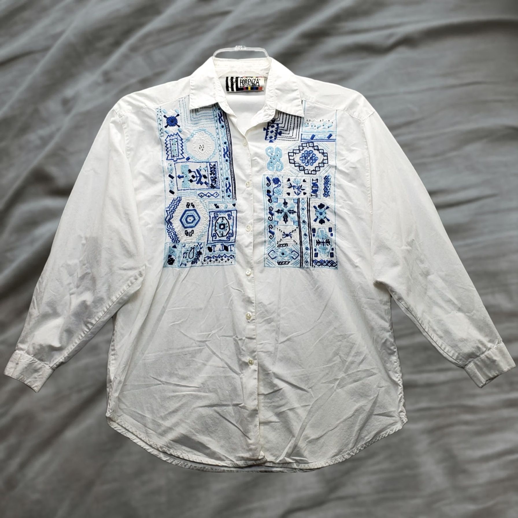 Vintage Forenza Shirt Womens S White Embroidered Beaded Long Sleeve Collared Button-Up Size S / US 4 / IT 40 - 1 Thumbnail
