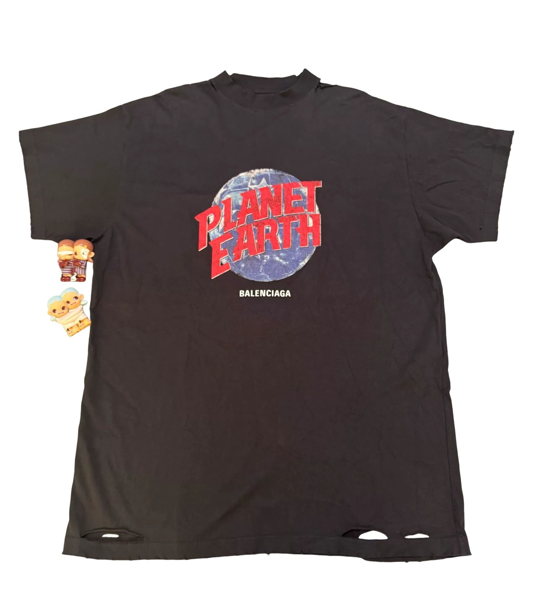 Balenciaga Balenciaga Planet Earth T-Shirt Size S Size US S / EU 44-46 / 1 - 1 Thumbnail