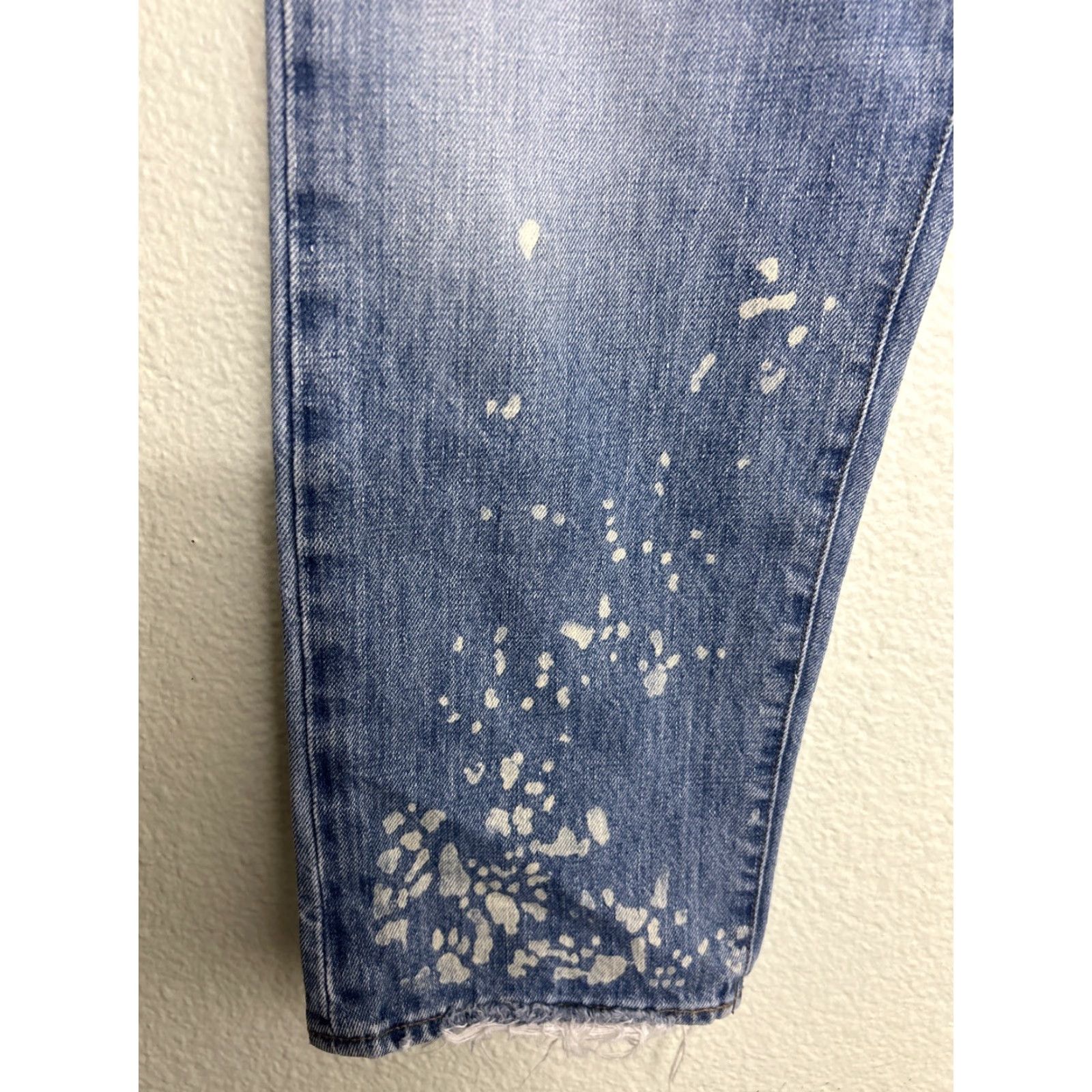 Madewell VINTAGEMadewell The Dadjean Jeans, Jeans, 30x27, Bleach Edition, Blue, 26, K9155, Regular, Women, Denim, Relaxed, The Dad jean—Madewell Brand, Size 26 Size 26" / US 2 / IT 38 - 3 Thumbnail