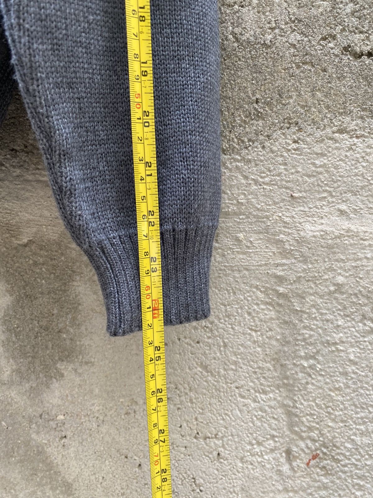 Fendi Fendi grey wool Cardigan with pocket details Strickjacken Size S / US 4 / IT 40 - 20 Thumbnail