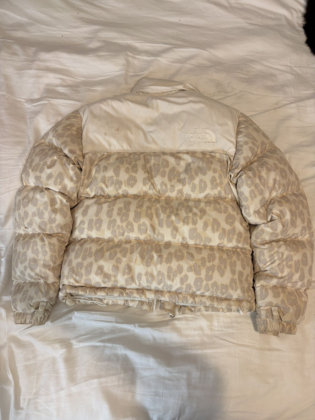 The North Face The North Face 1996 Retro Nuptse Leopard Print Puffer Beige Size XS / US 0-2 / IT 36-38 - 10 Thumbnail