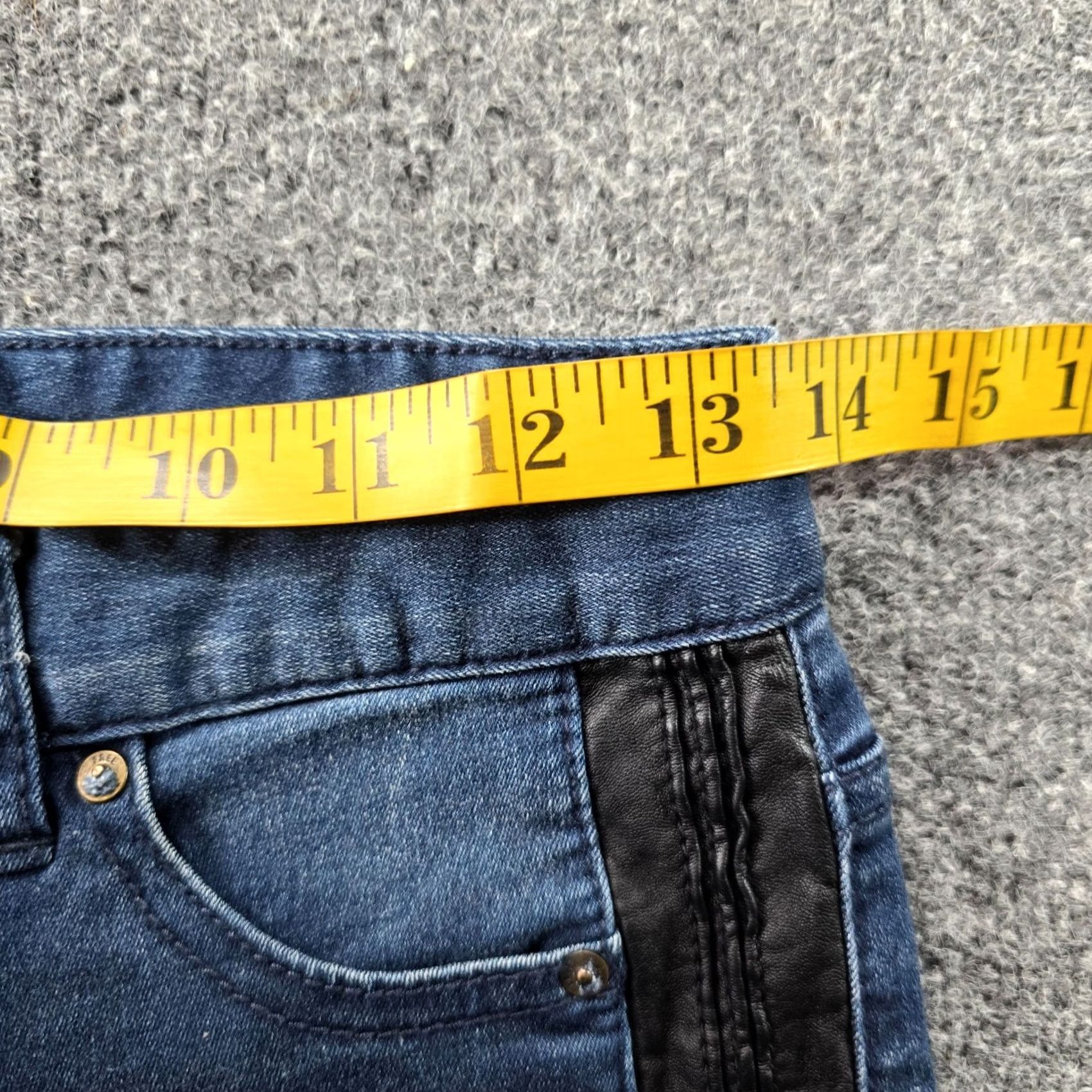 Free People Free People Jeans Womens 25 Blue Size Leather Stripe Denim Skinny Capsule Casual Size 42" / US 20 - 5 Thumbnail