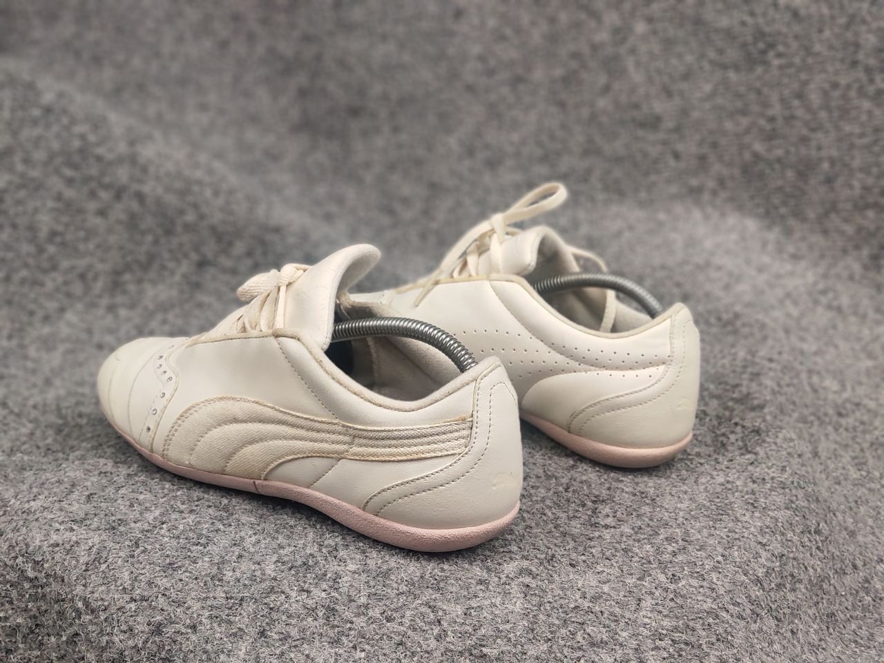 Puma Vintage Puma Sela Speedcat Y2K Leather low top Sneakers Size US 7 / IT 37 - 13 Thumbnail