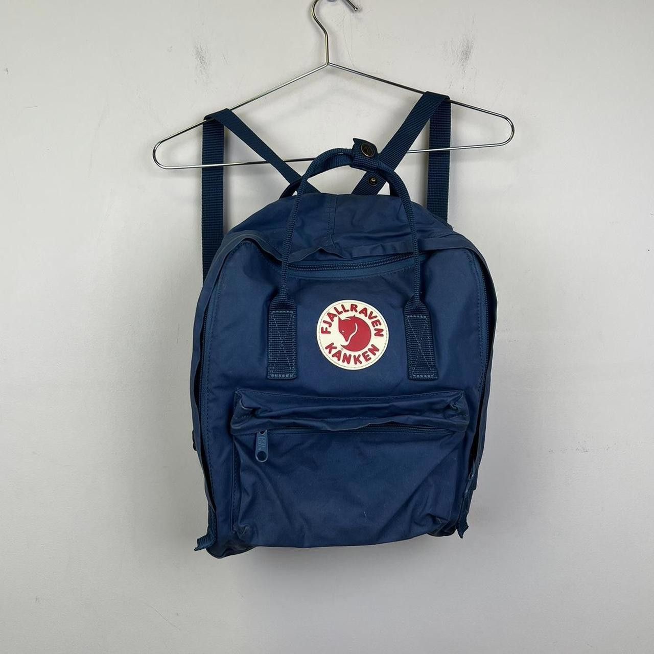 Fjallraven Fjällräven Kånken Classic Backpack - Navy Blue Size ONE SIZE - 1 Thumbnail