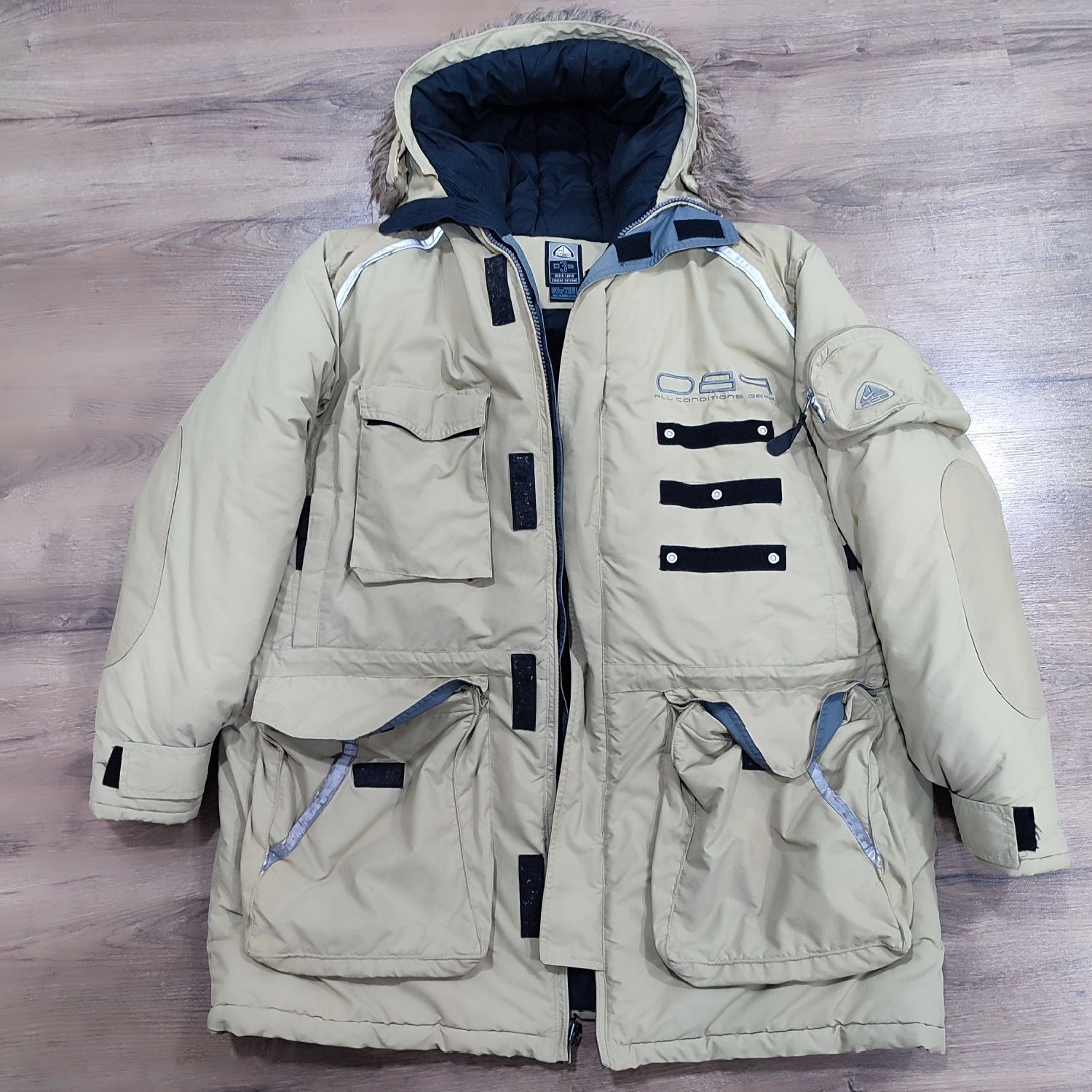 Nike ACG Nike ACG Vintage Puffer Down Jacket Size US L / EU 52-54 / 3 - 1 Thumbnail