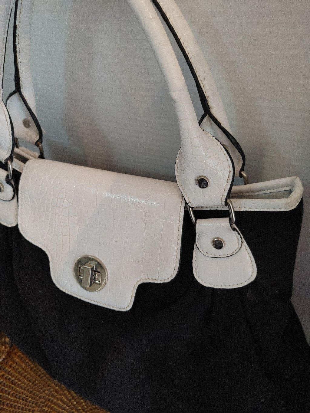White House Black Market White House Black Market Hand Bag Size ONE SIZE - 2 Thumbnail