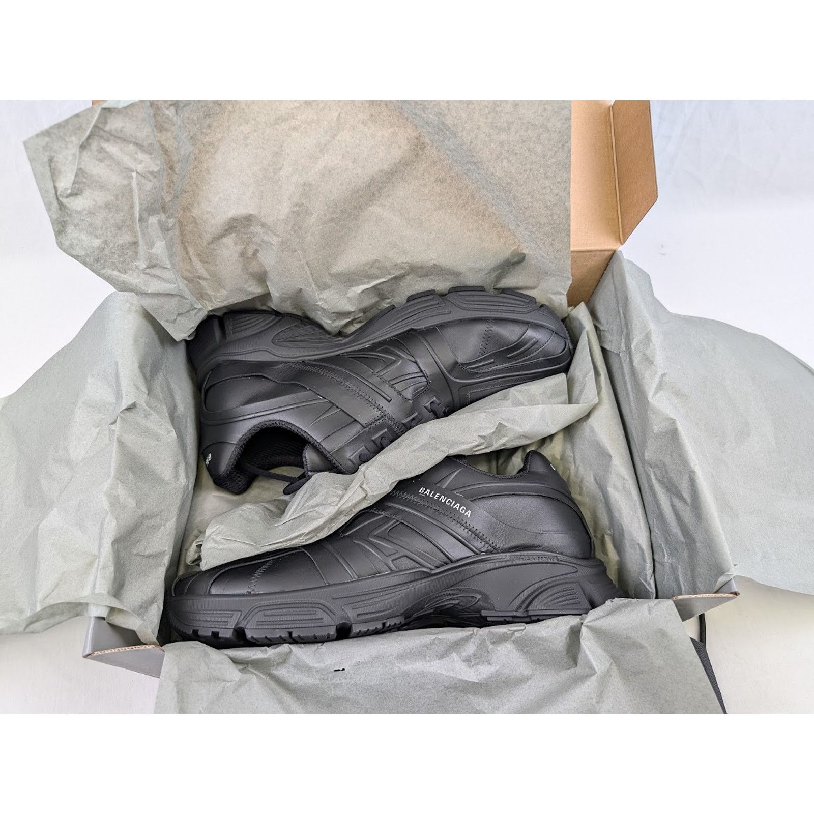 Balenciaga o1rshd1 Nappa Silk Phantom Sneakers in Black Size US 11 / EU 44 - 21 Thumbnail
