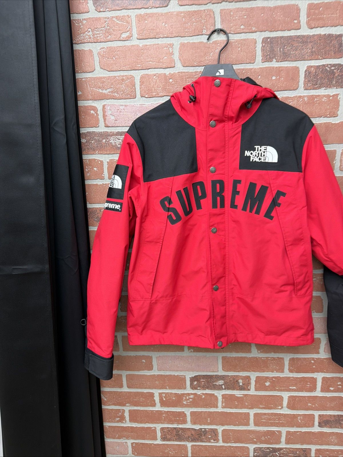 Supreme Supreme Mountain Parka Red Nylon S GREAT Condition 19SS Size US S / EU 44-46 / 1 - 7 Thumbnail