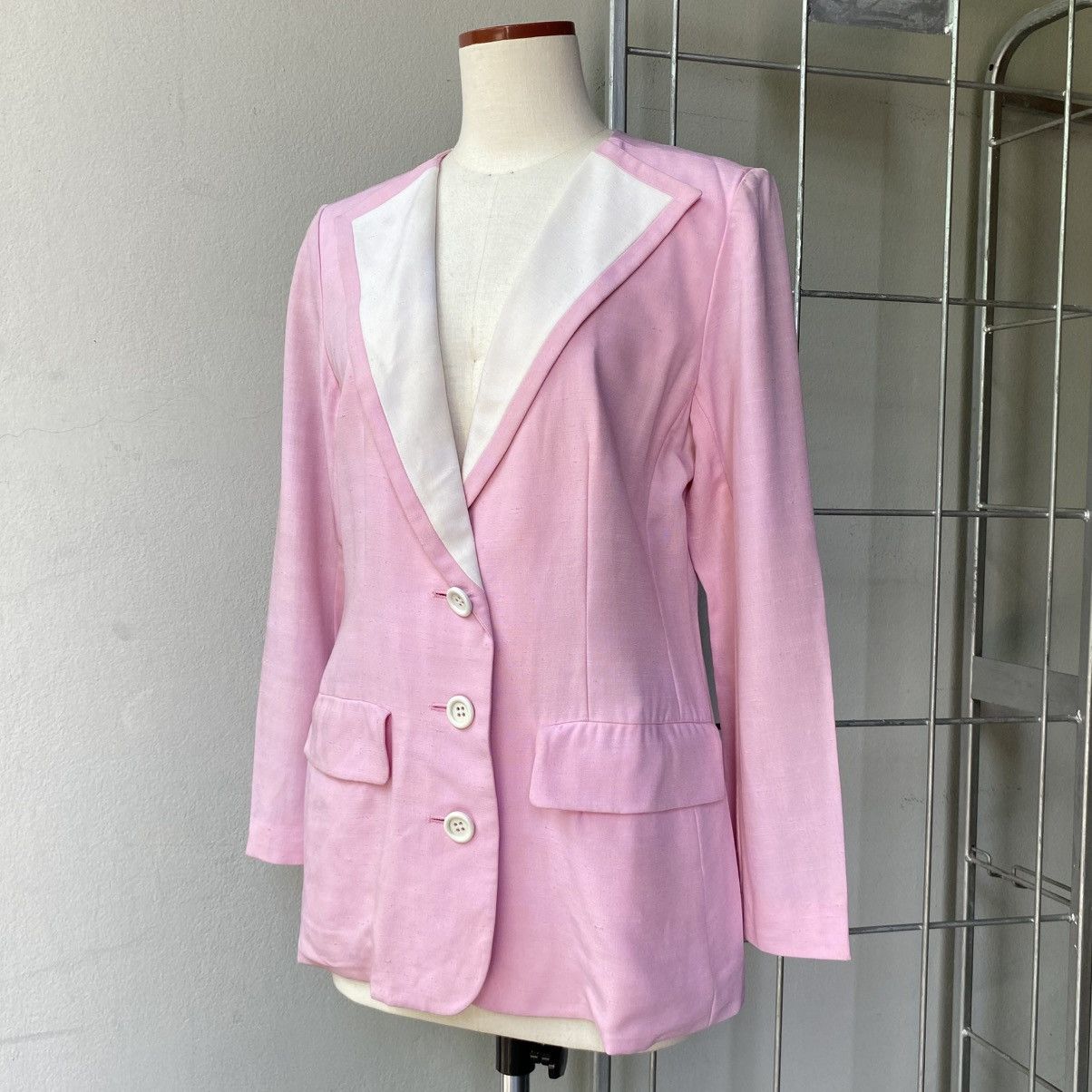 Yves Saint Laurent YVES Saint Laurent Sweet Pink Silk Blazer with White Collar Size M / US 6-8 / IT 42-44 - 13 Thumbnail