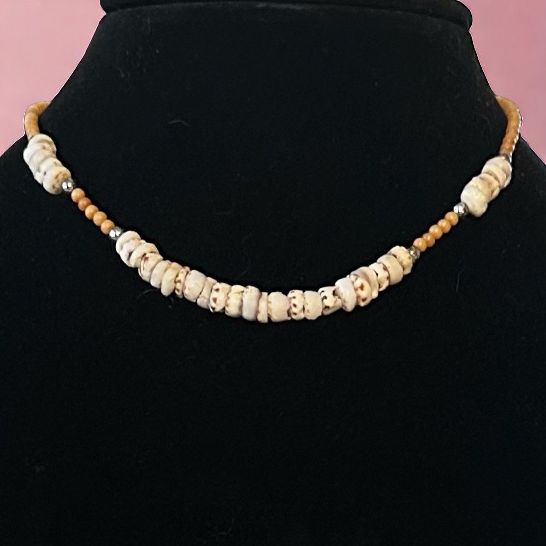 Vintage Vintage shell bead choker necklace Size ONE SIZE - 1 Thumbnail