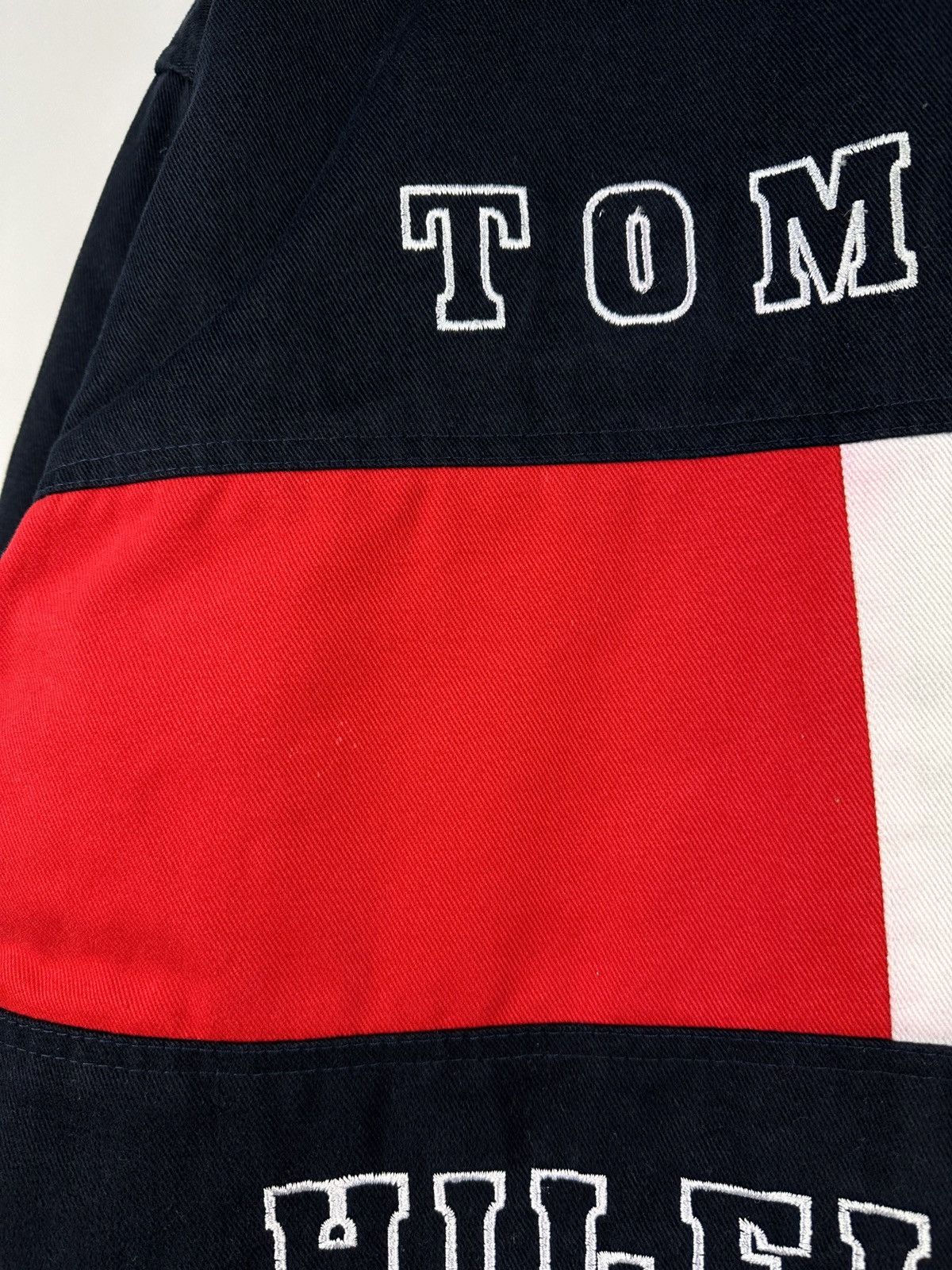 Tommy Hilfiger × Vintage Vintage 90’s Tommy Hilfiger Big Embroidered Logo Jacket Size US XS / EU 42 / 0 - 7 Thumbnail