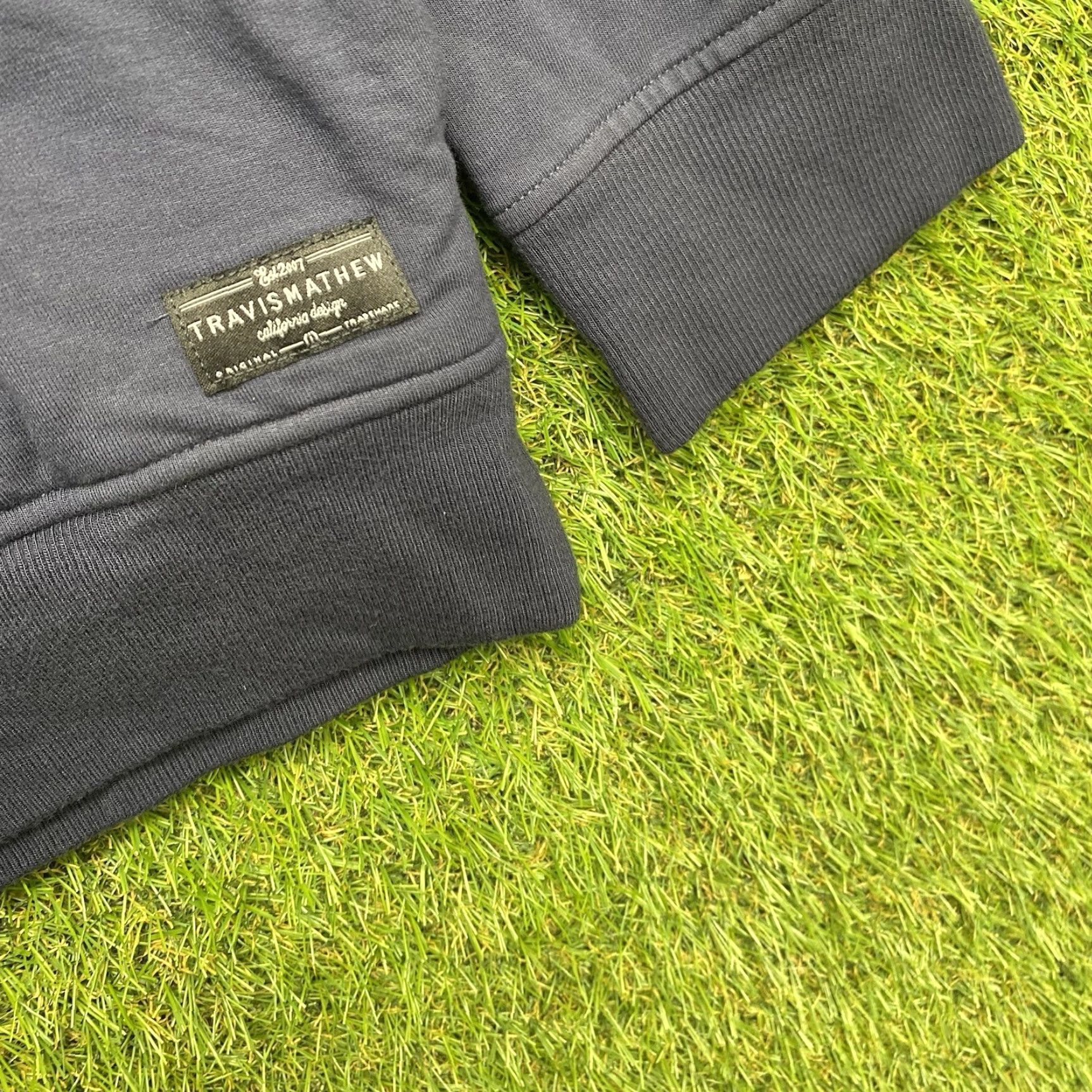 TravisMathew Travis Mathew Sweatshirt Mens Medium Blue Long Sleeve 1/4 Zip Quarter Golfing Size US M / EU 48-50 / 2 - 5 Thumbnail