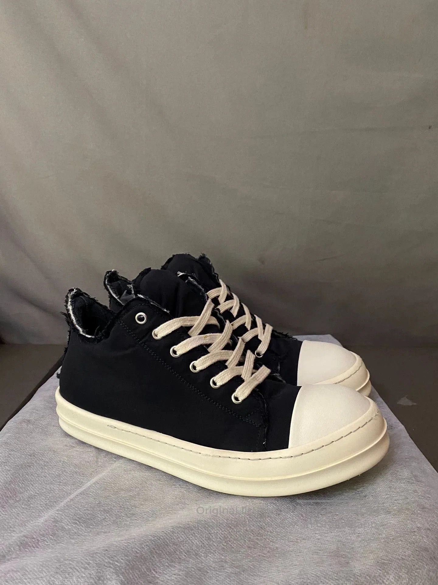 Rick Owens rick owens low-top sneakers size 41. Size US 8 / EU 41 - 3 Thumbnail