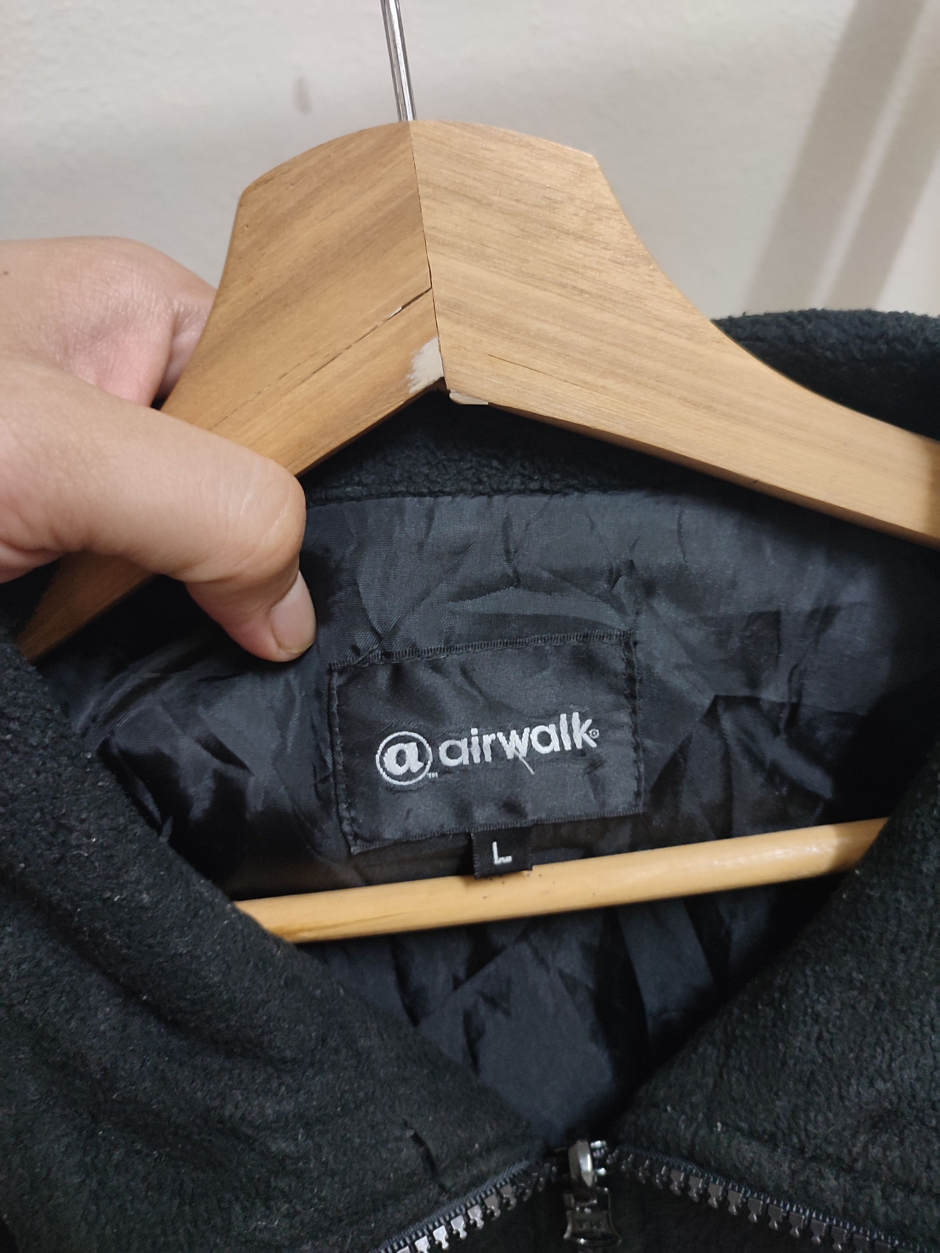Airwalk Super Black Vintage Airwalk Fleece Zip Up Jacket Size US L / EU 52-54 / 3 - 7 Thumbnail