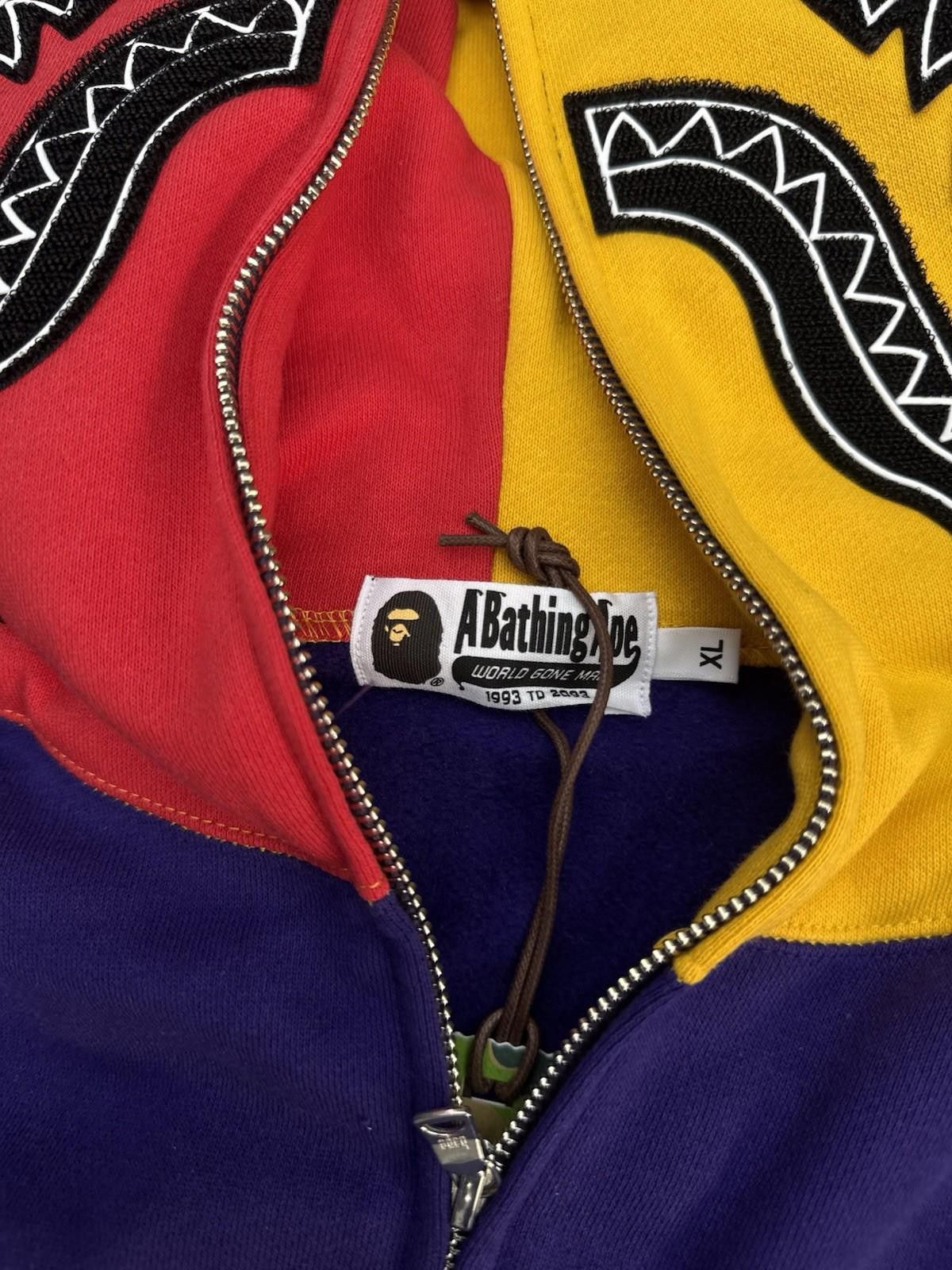 Bape Size XL BAPE Full Zip Hoodie A Bathing Ape NEW Patches Size US XL / EU 56 / 4 - 7 Thumbnail