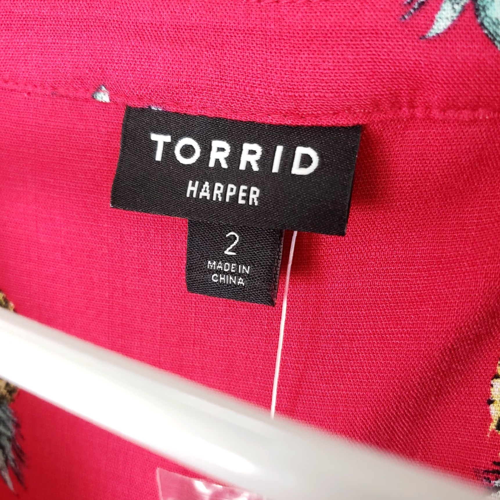 Torrid Torrid Harper Popover Top Blouse Women Pink 3/4 Sleeve Size 2X Plus Pantone Pineapples Night? Size XXL / US 16-18 / IT 52-54 - 6 Thumbnail