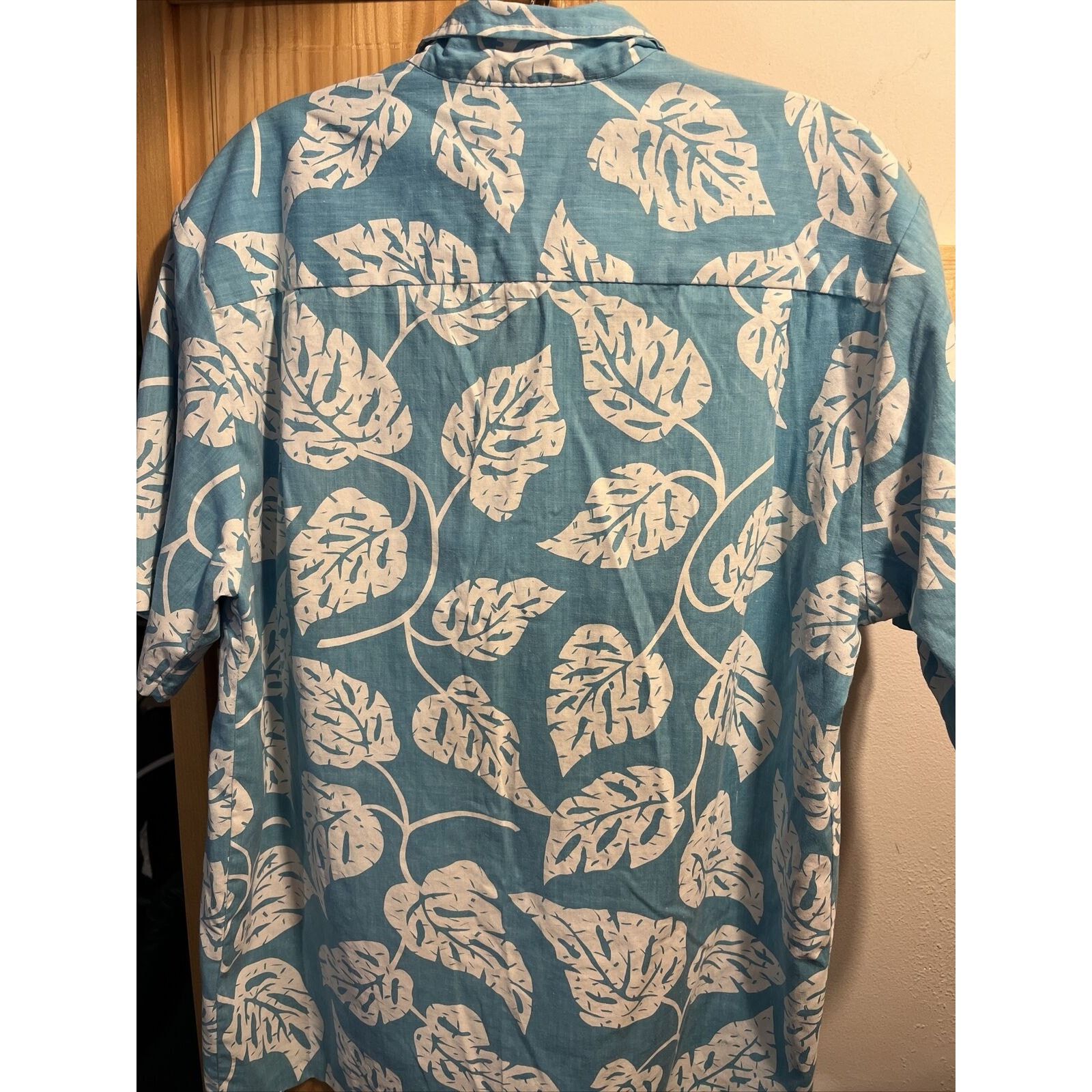 Other Malihini VTG Men’s L Blue Floral Cotton Blend Hawaiian Shirt Size US L / EU 52-54 / 3 - 7 Thumbnail