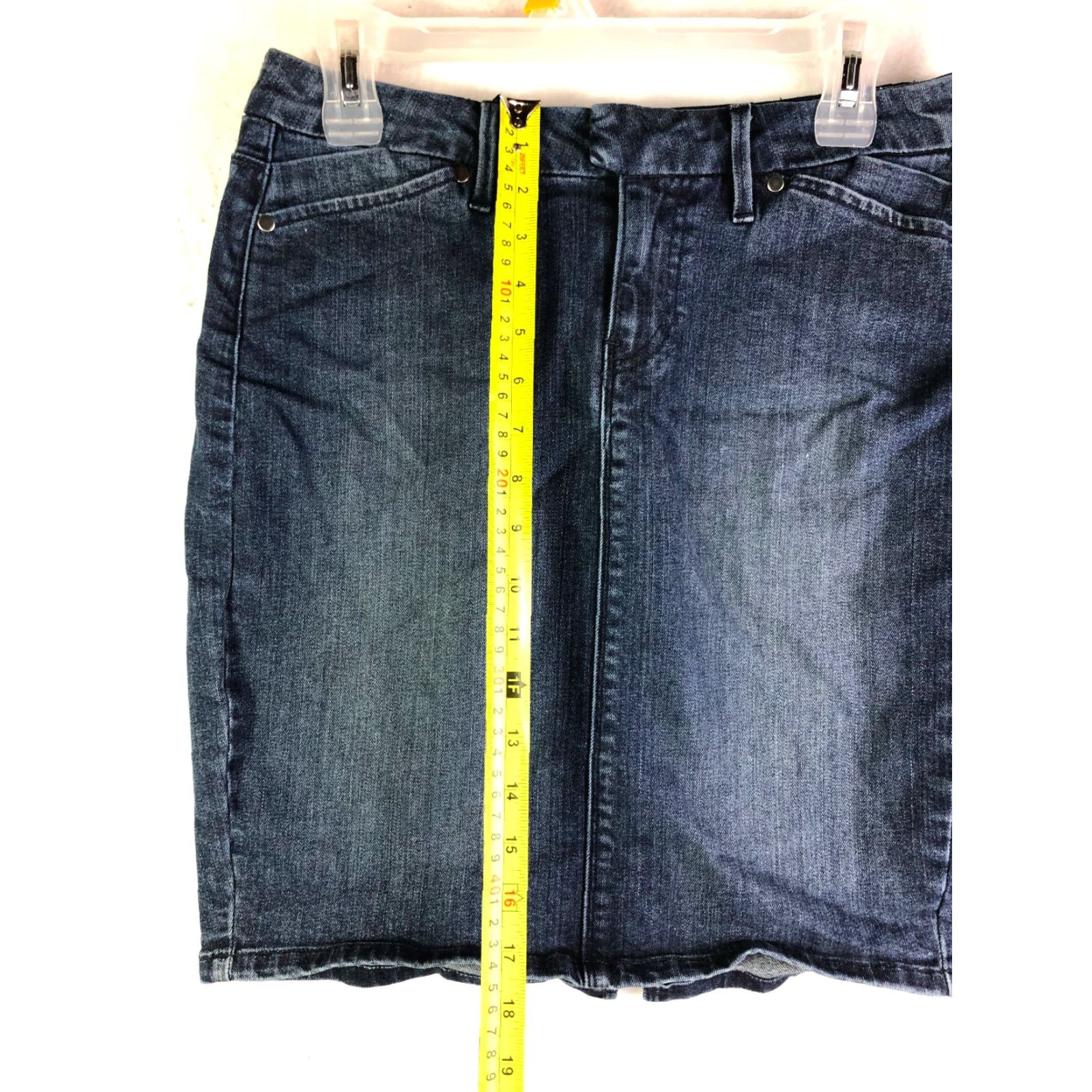 Levi's Levi's Mini Skirt Blue Denim Cotton Size 27 Women Regular Waist 29" Measured Vintage No Slit Zip Front Size 27" / US 4 / IT 40 - 5 Thumbnail