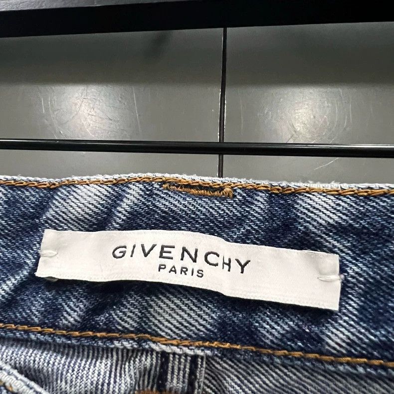 Givenchy Givenchy Size XXS Distressed Washed Denim Pants Size US 31 - 3 Thumbnail