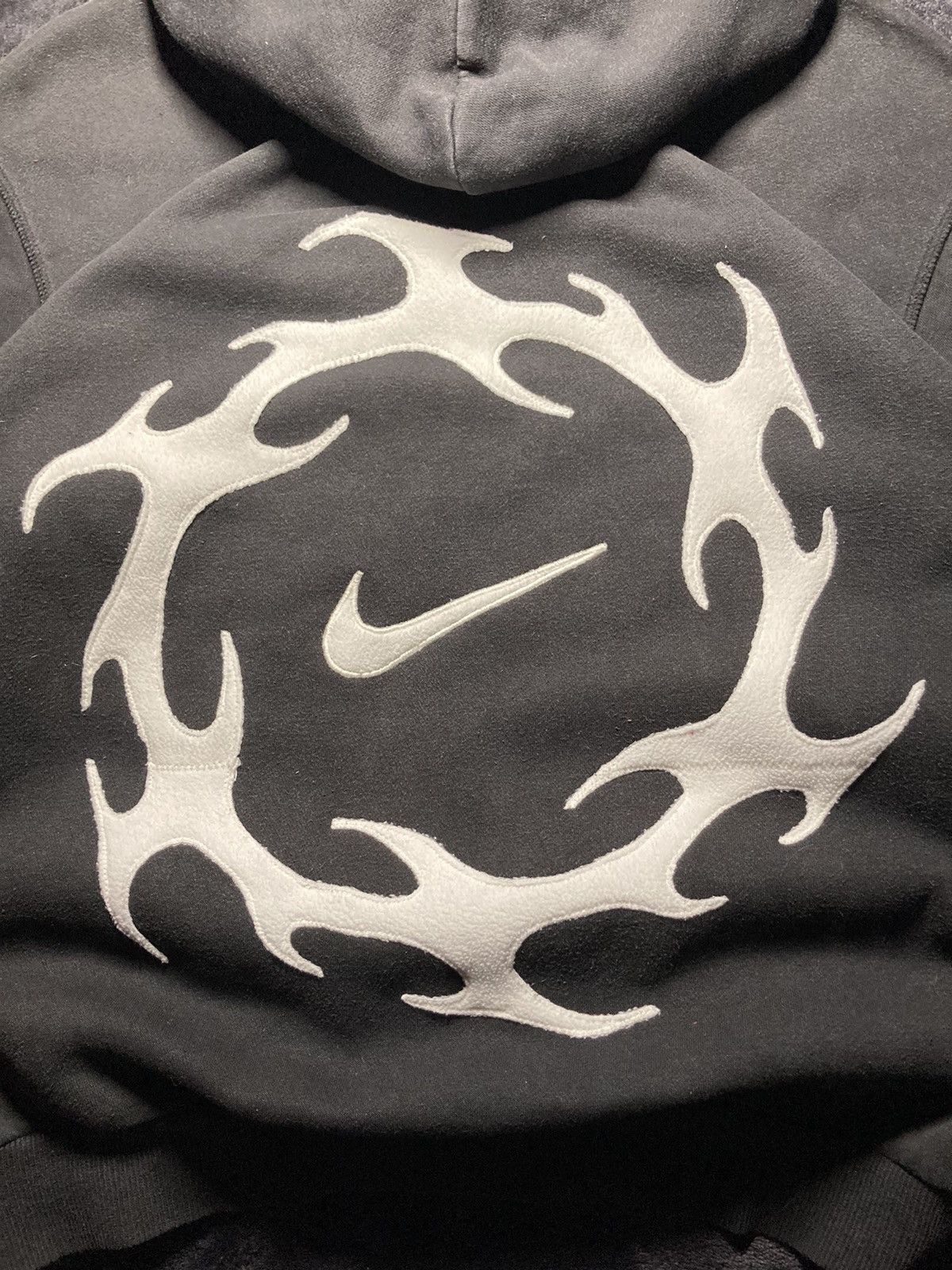 Nike × Vintage ⛩️nike hoodie custom fleece vintage y2k center big logo Size US M / EU 48-50 / 2 - 3 Thumbnail