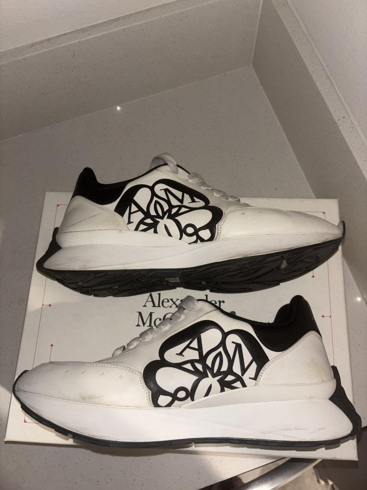 Alexander McQueen Alexander McQueen B&W Sneakers Size US 10.5 / EU 43-44 - 8 Thumbnail