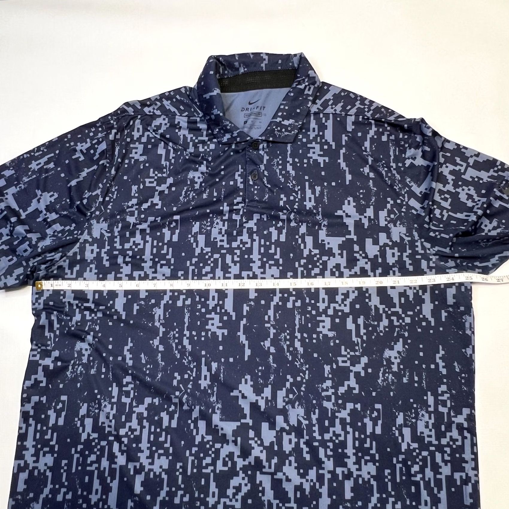 Nike VINTAGE Nike Golf Vapor Digital Camo Polo Mens XL Blue Dri-Fit Wick Performance Stretch Size US XL / EU 56 / 4 - 5 Thumbnail