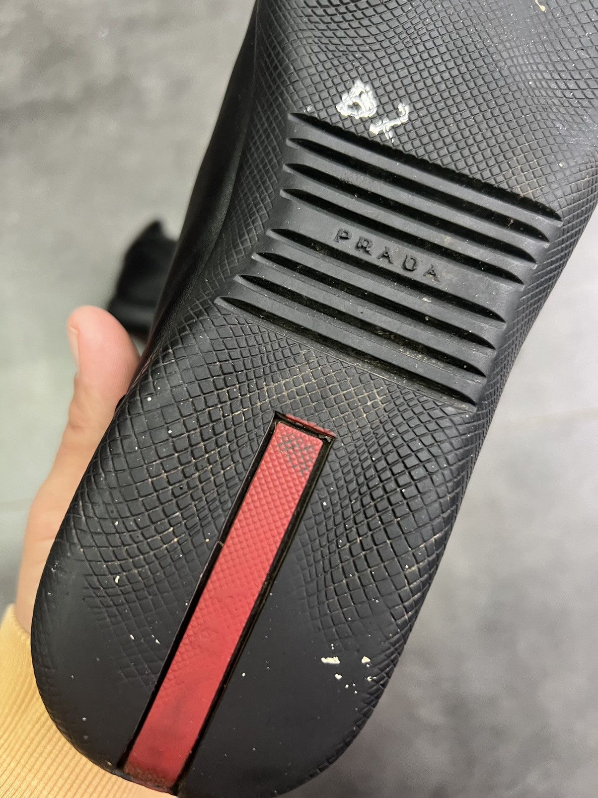 Prada × Vintage PRADA Low Top Sneakers 8US Black Leather American Cup style Size US 8 / EU 41 - 11 Thumbnail