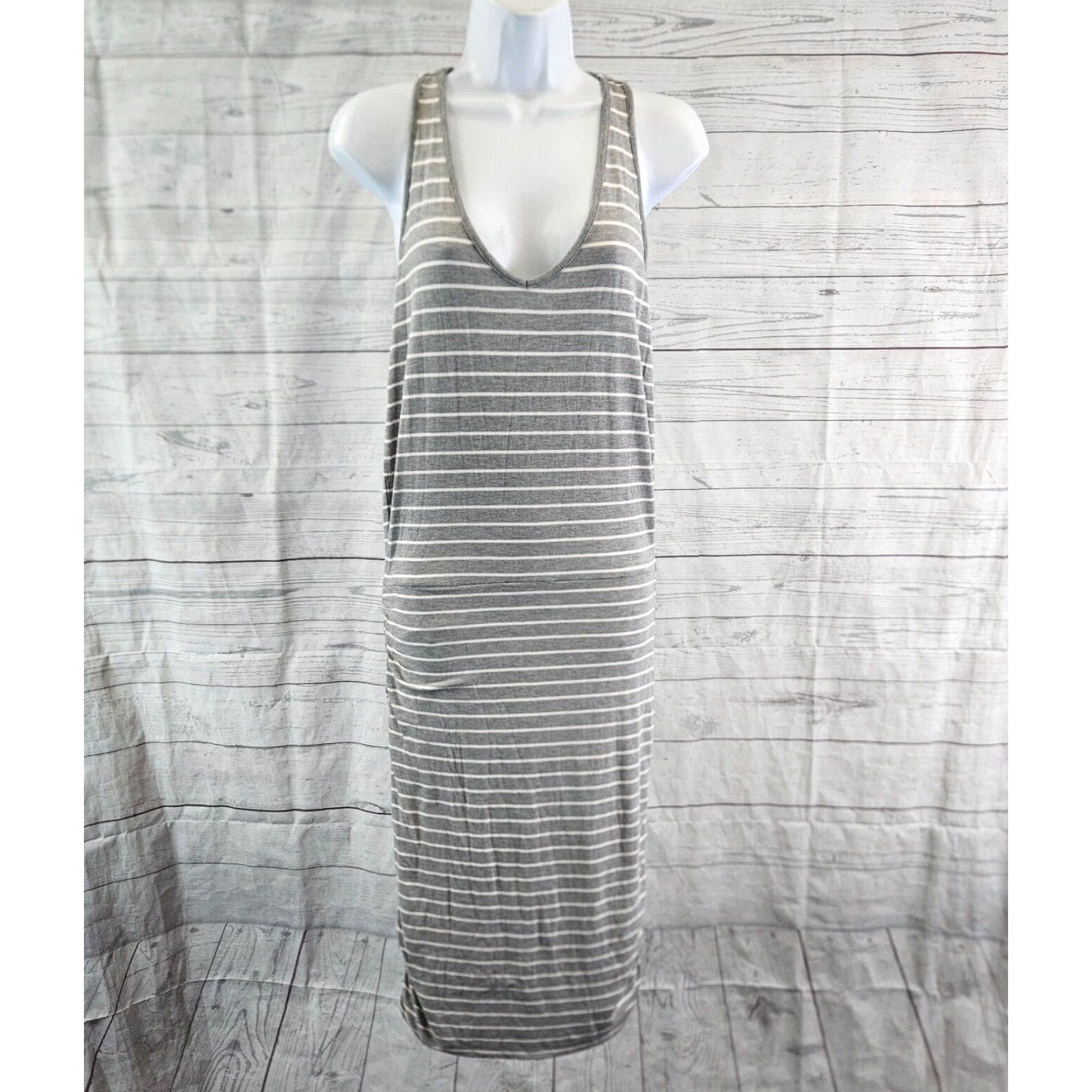 Athleta Athleta Womens Tank Dress Sz S Gray White Stripe Ruched Racerback Midi Dress Sleeveless Casual Size S / US 4 / IT 40 - 2 Thumbnail