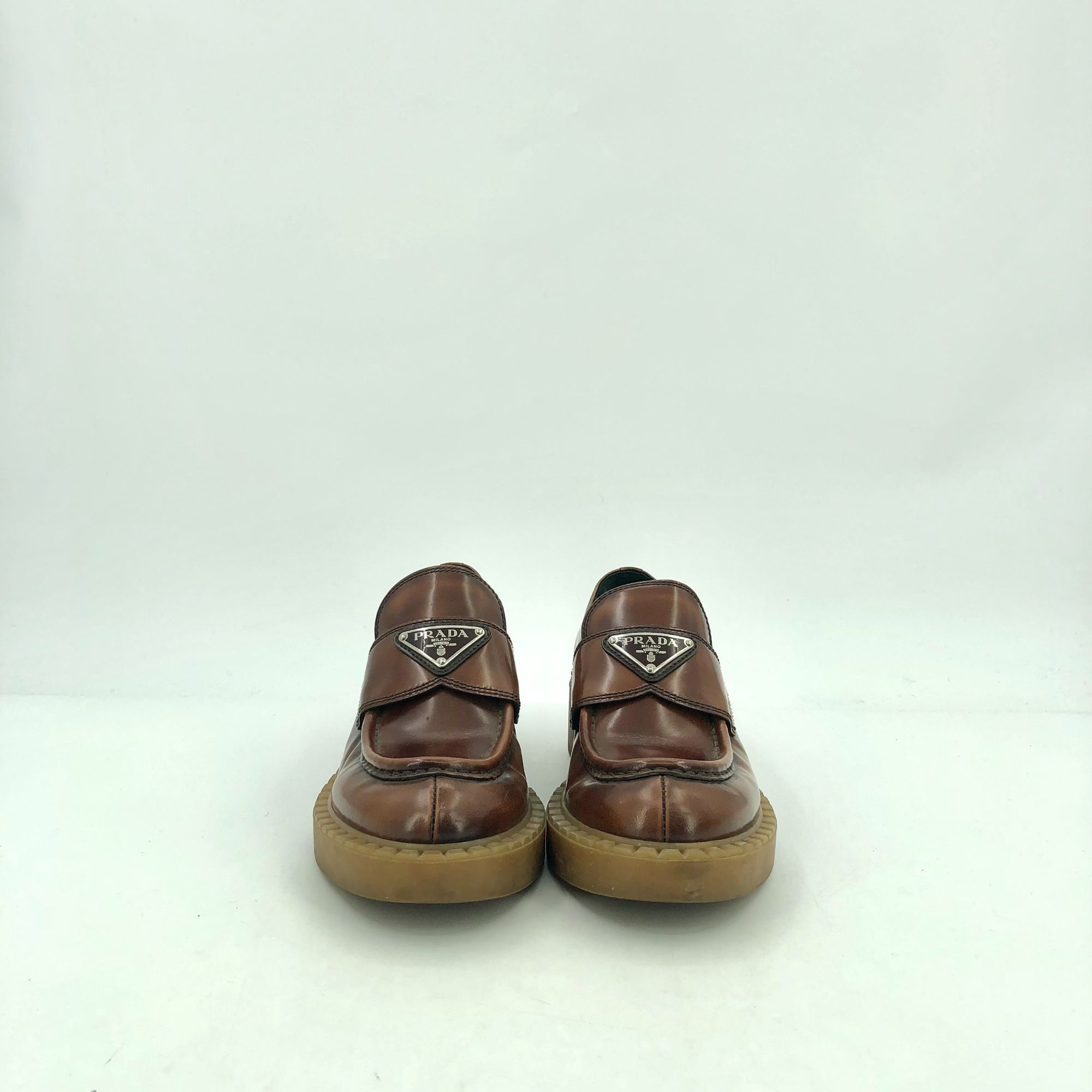 Prada Prada Womens Brown Leather Logo Loafers Size 35 Thick Sole M Size US 5 / IT 35 - 8 Thumbnail