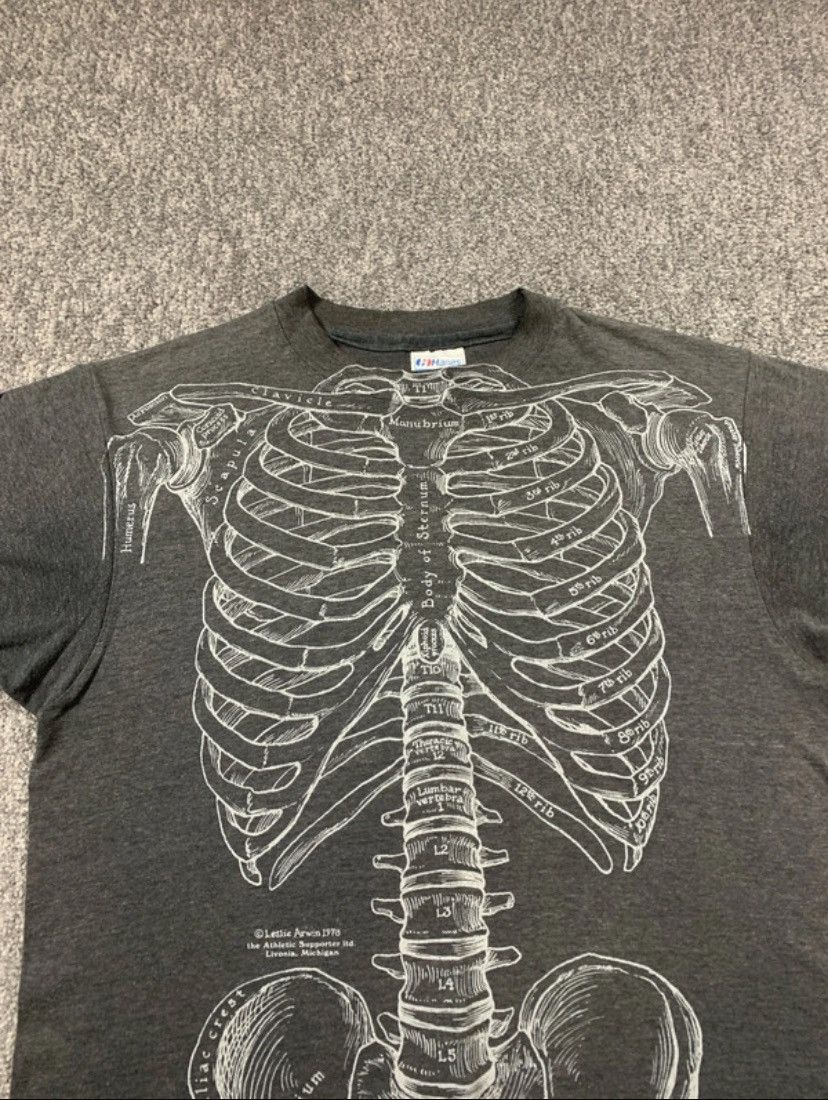 Hanes Vintage Hanes AOP anatomy t shirt Size US L / EU 52-54 / 3 - 2 Thumbnail